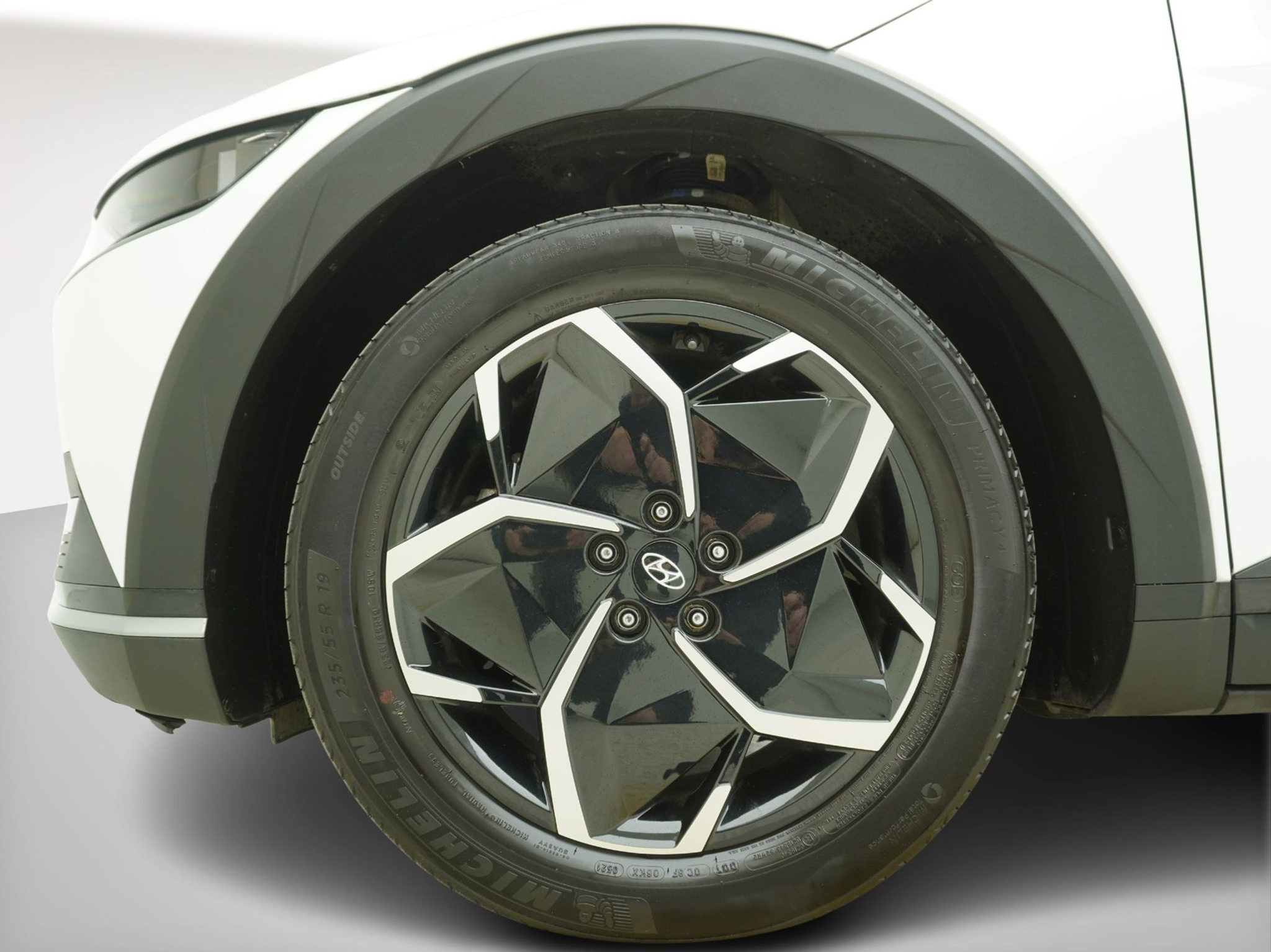 listing desktop thumbnail image 6