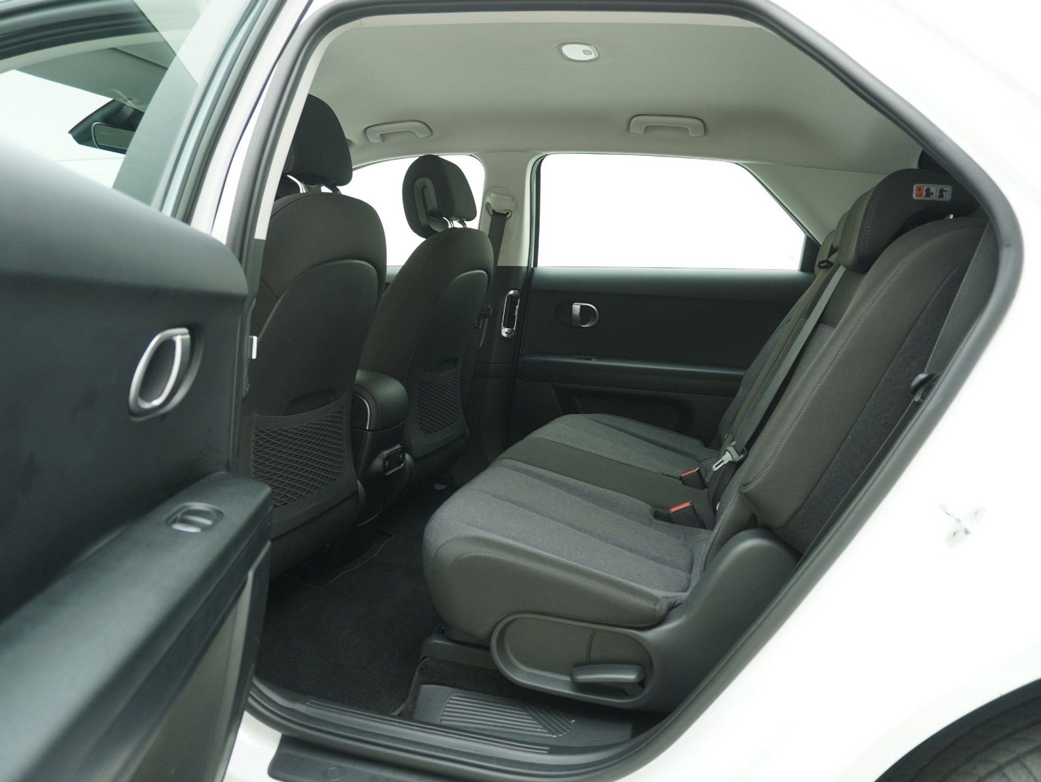 listing desktop thumbnail image 10