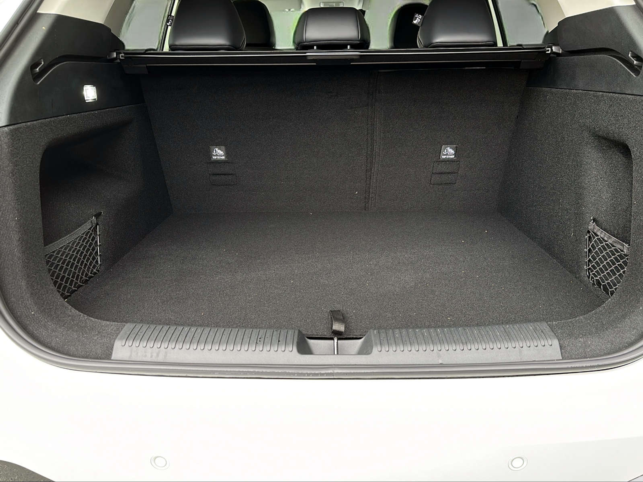 listing desktop thumbnail image 14