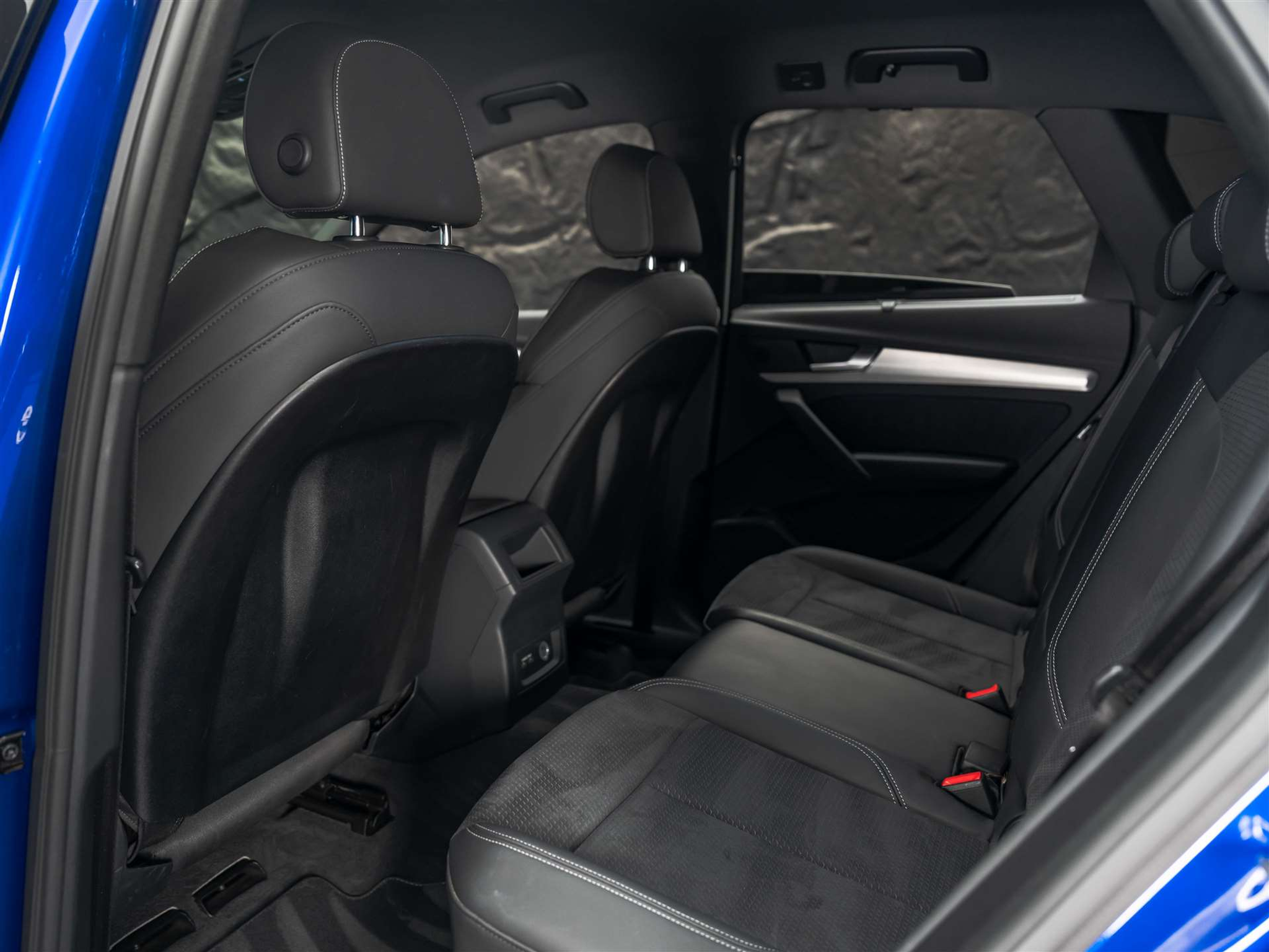 listing desktop thumbnail image 12