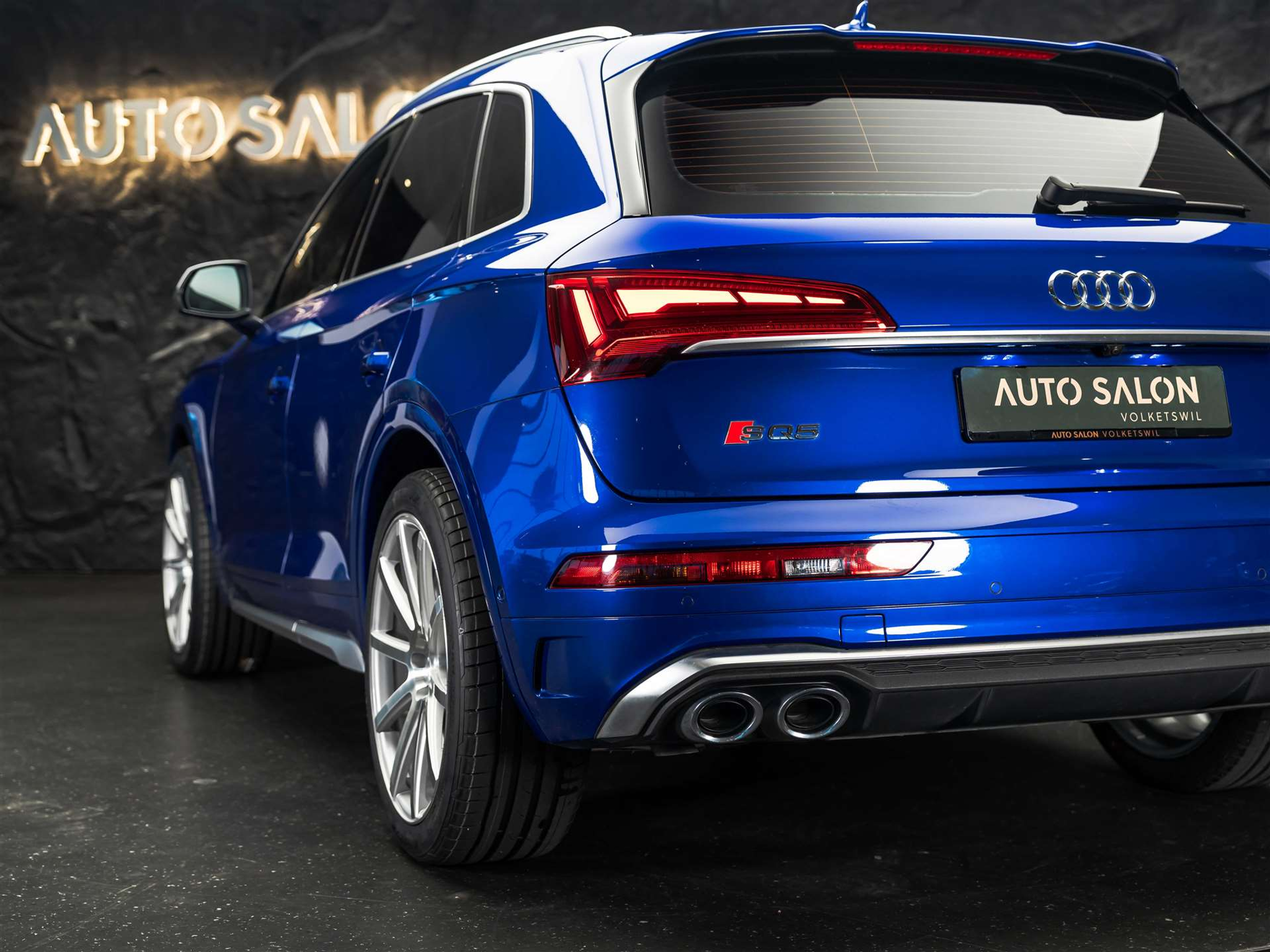 listing desktop thumbnail image 19