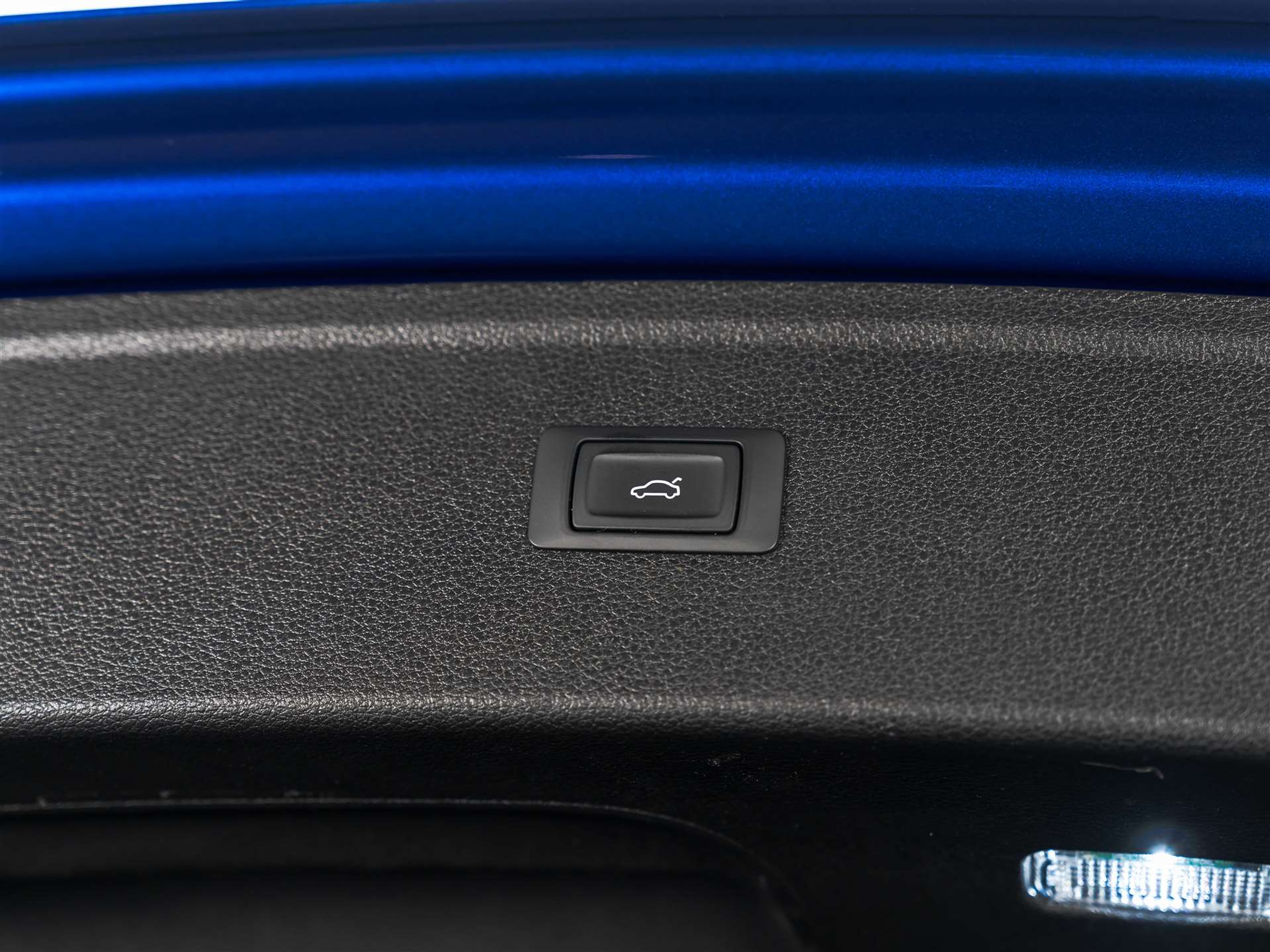 listing desktop thumbnail image 51