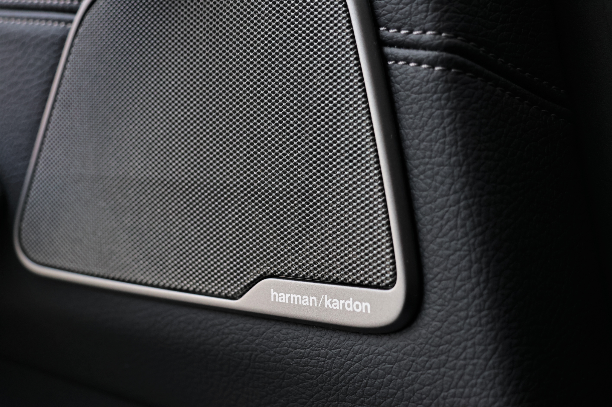 listing desktop thumbnail image 13