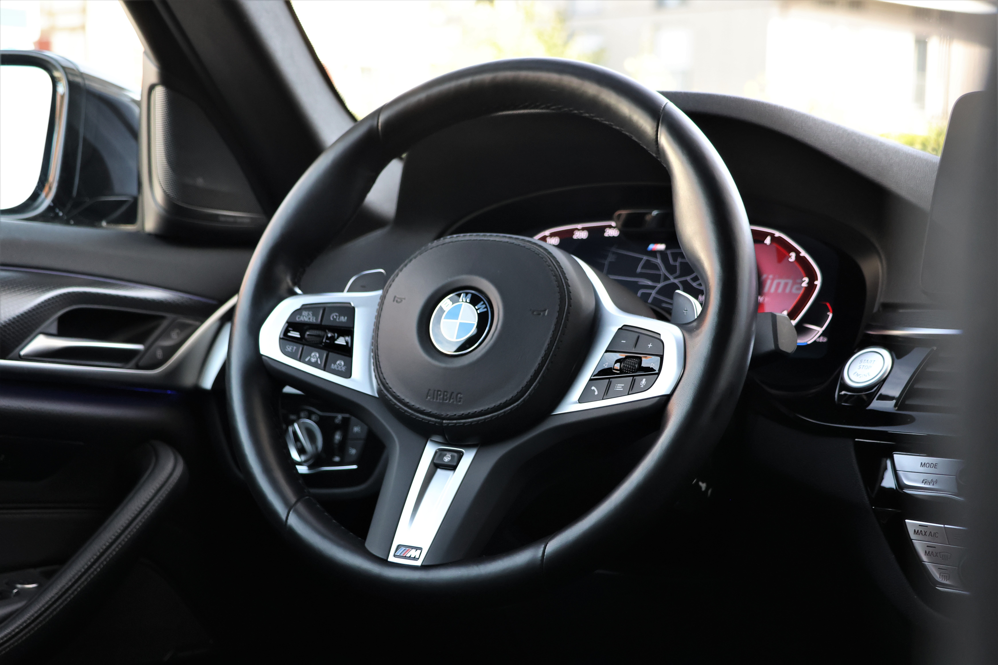 listing desktop thumbnail image 15