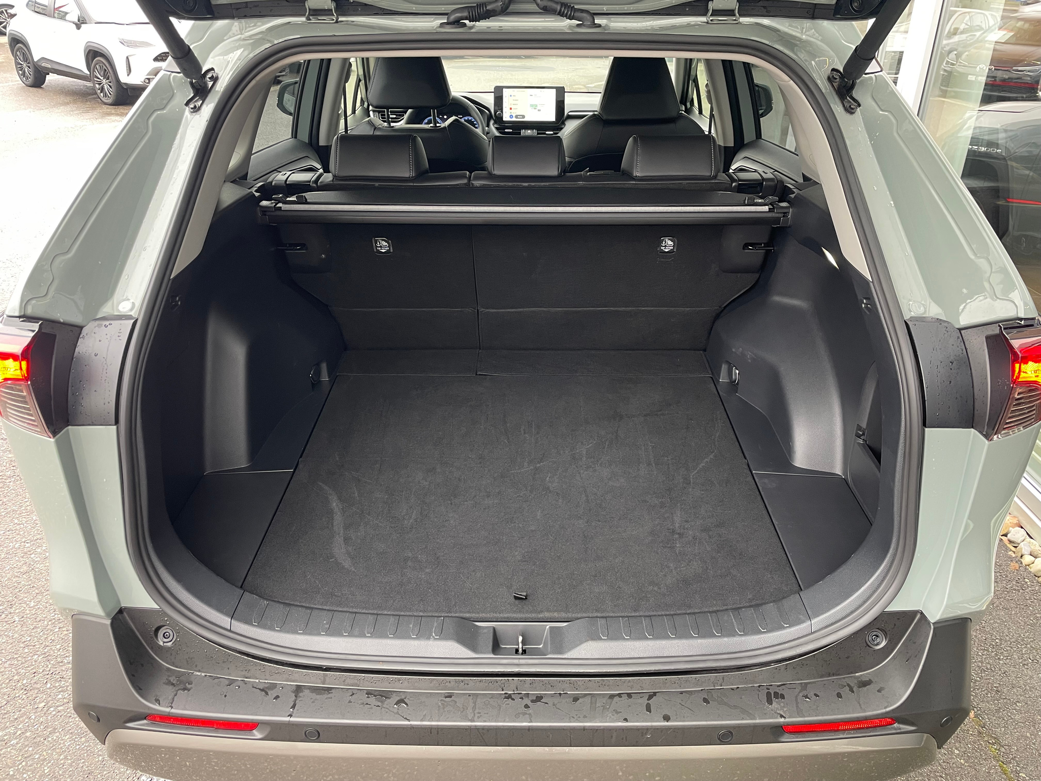 listing desktop thumbnail image 9