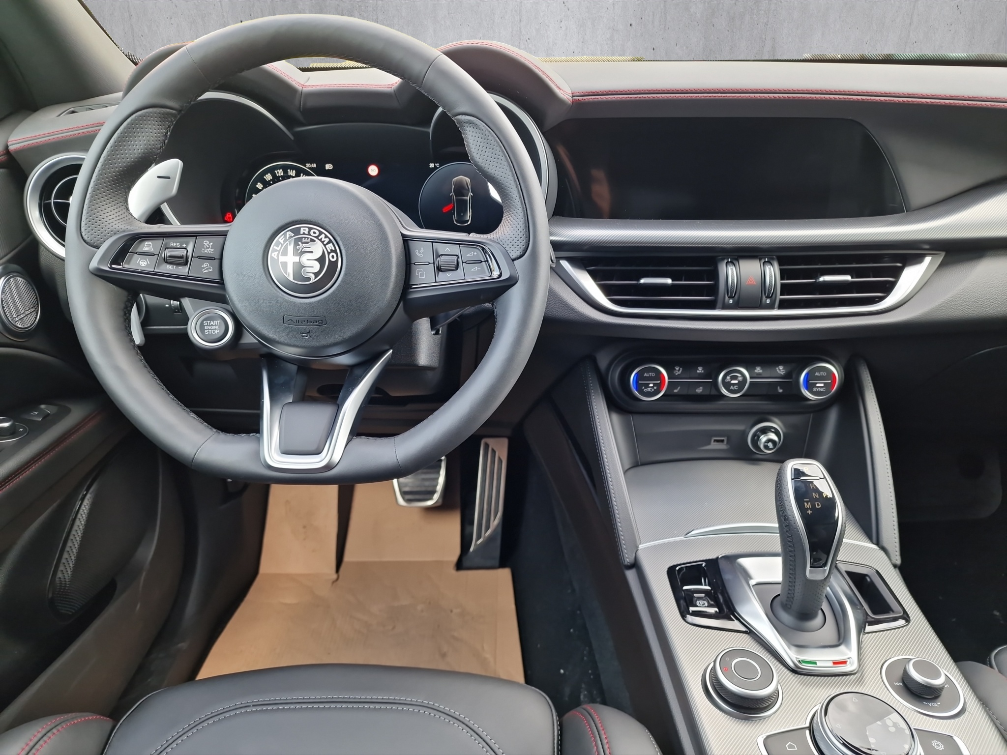 listing desktop thumbnail image 9