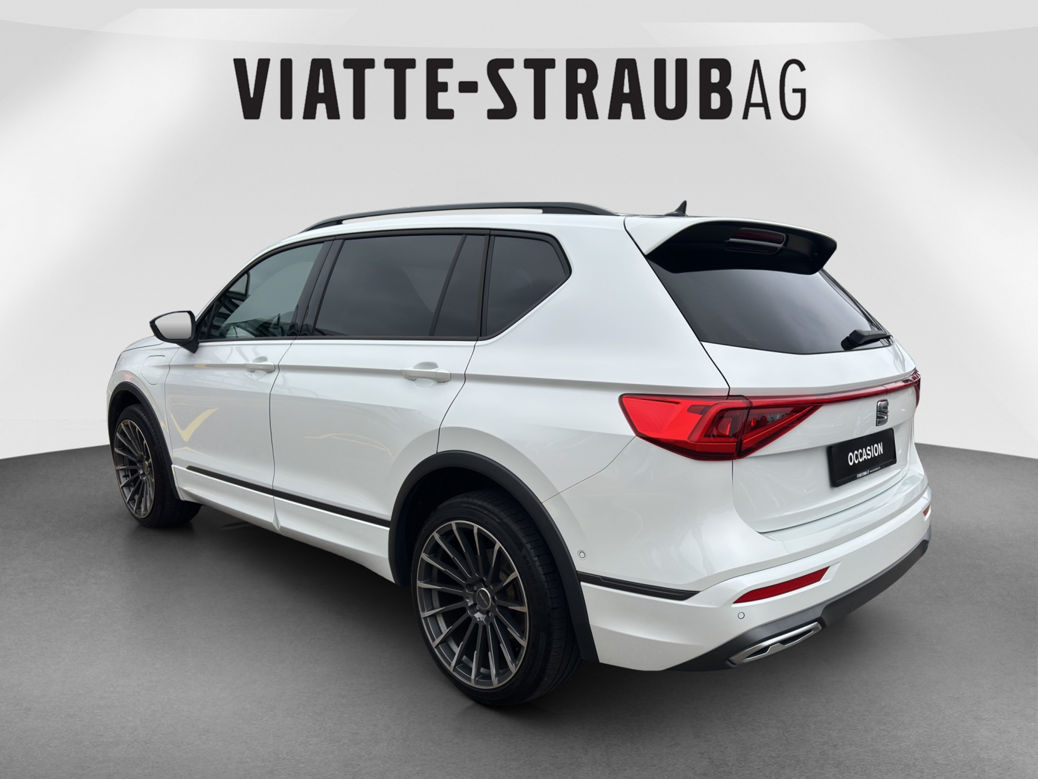 listing desktop thumbnail image 5