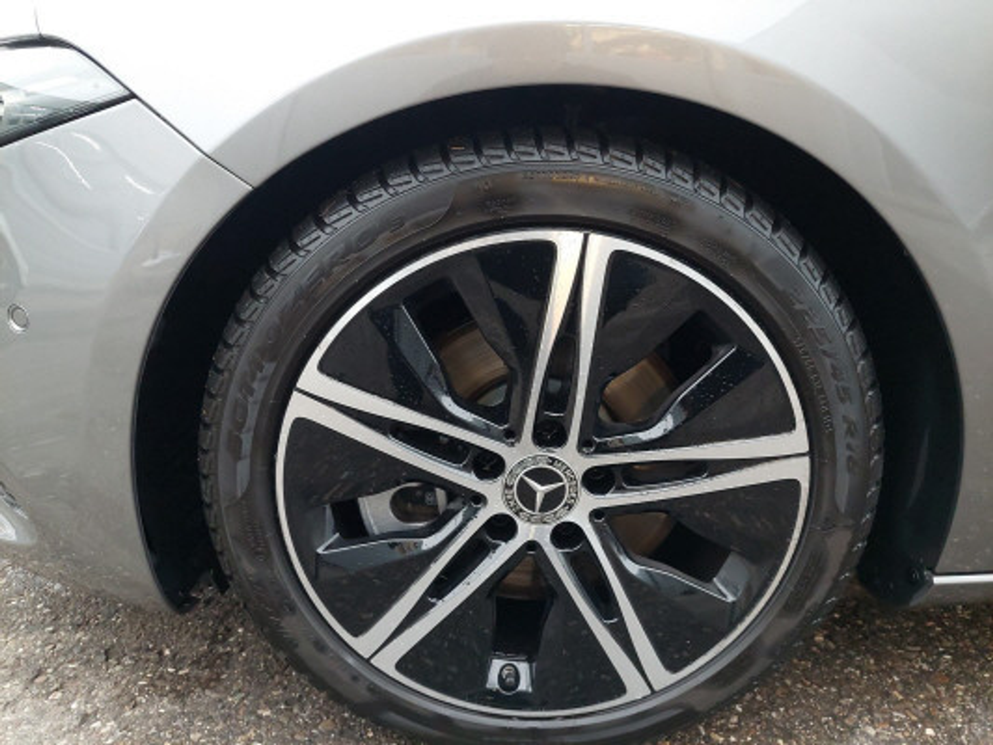 listing desktop thumbnail image 5