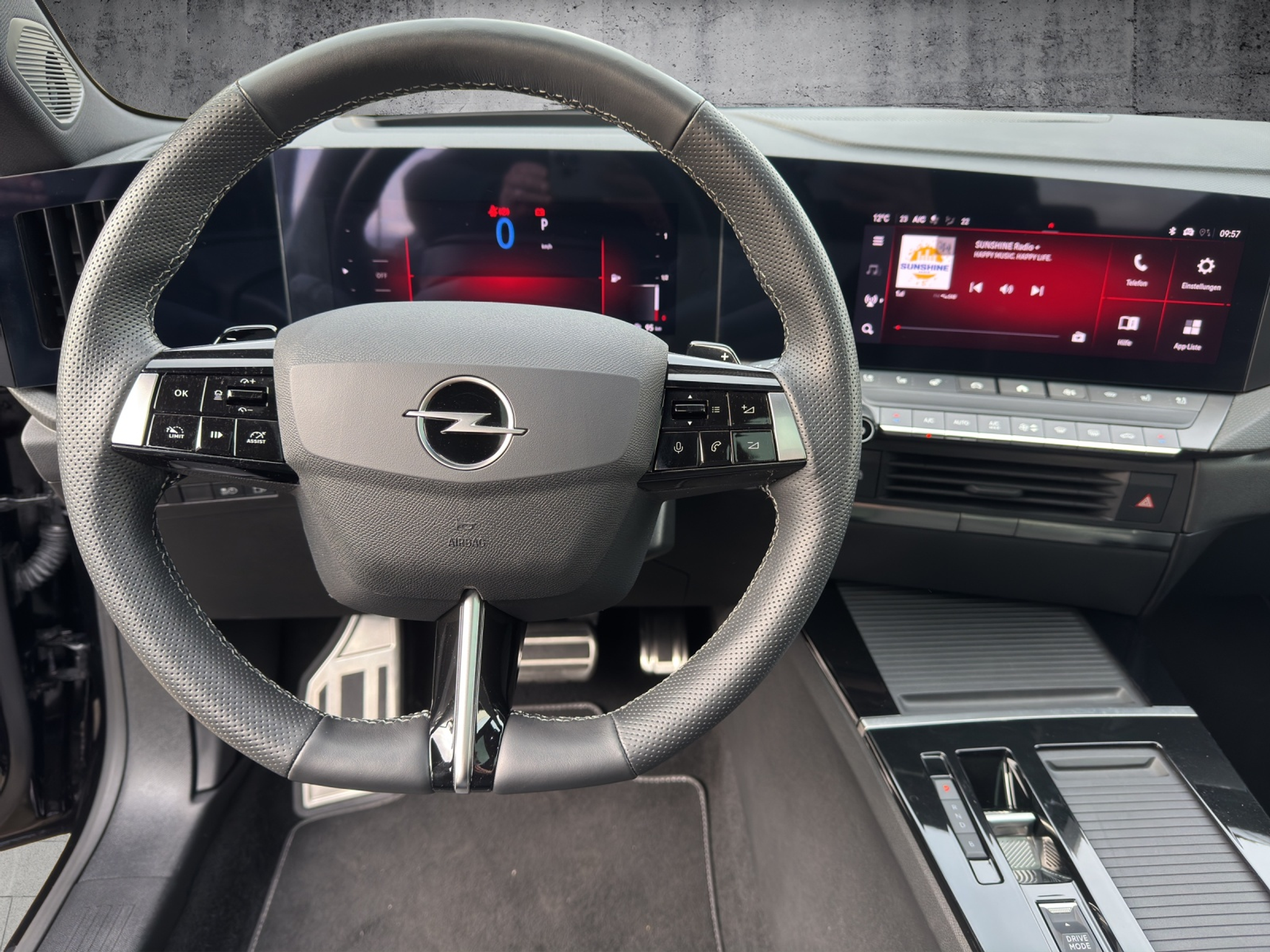 listing desktop thumbnail image 18