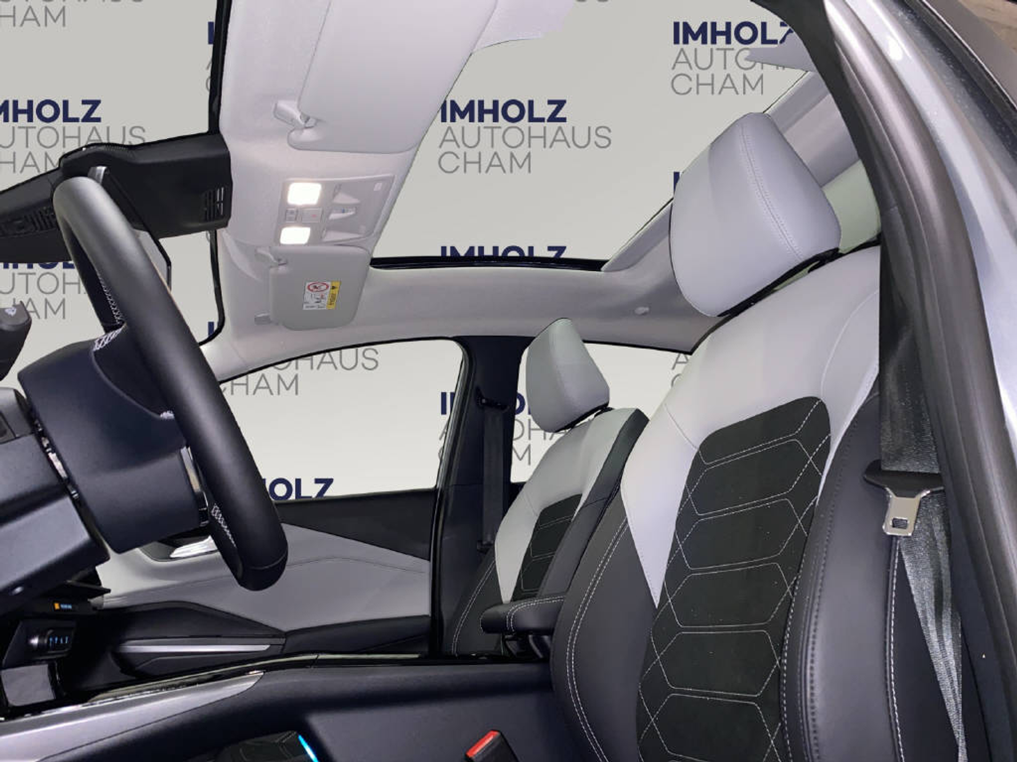 listing desktop thumbnail image 6