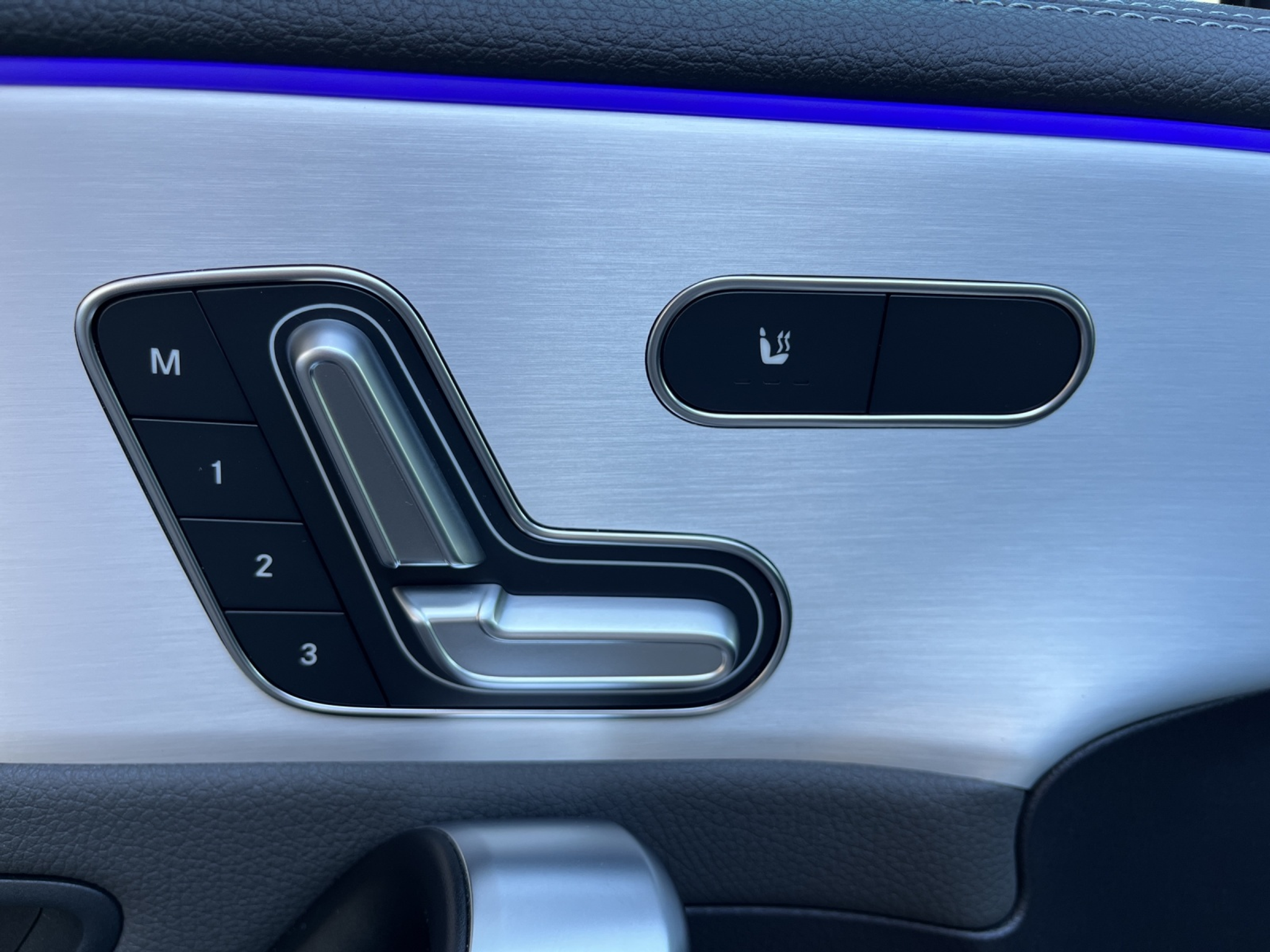 listing desktop thumbnail image 16