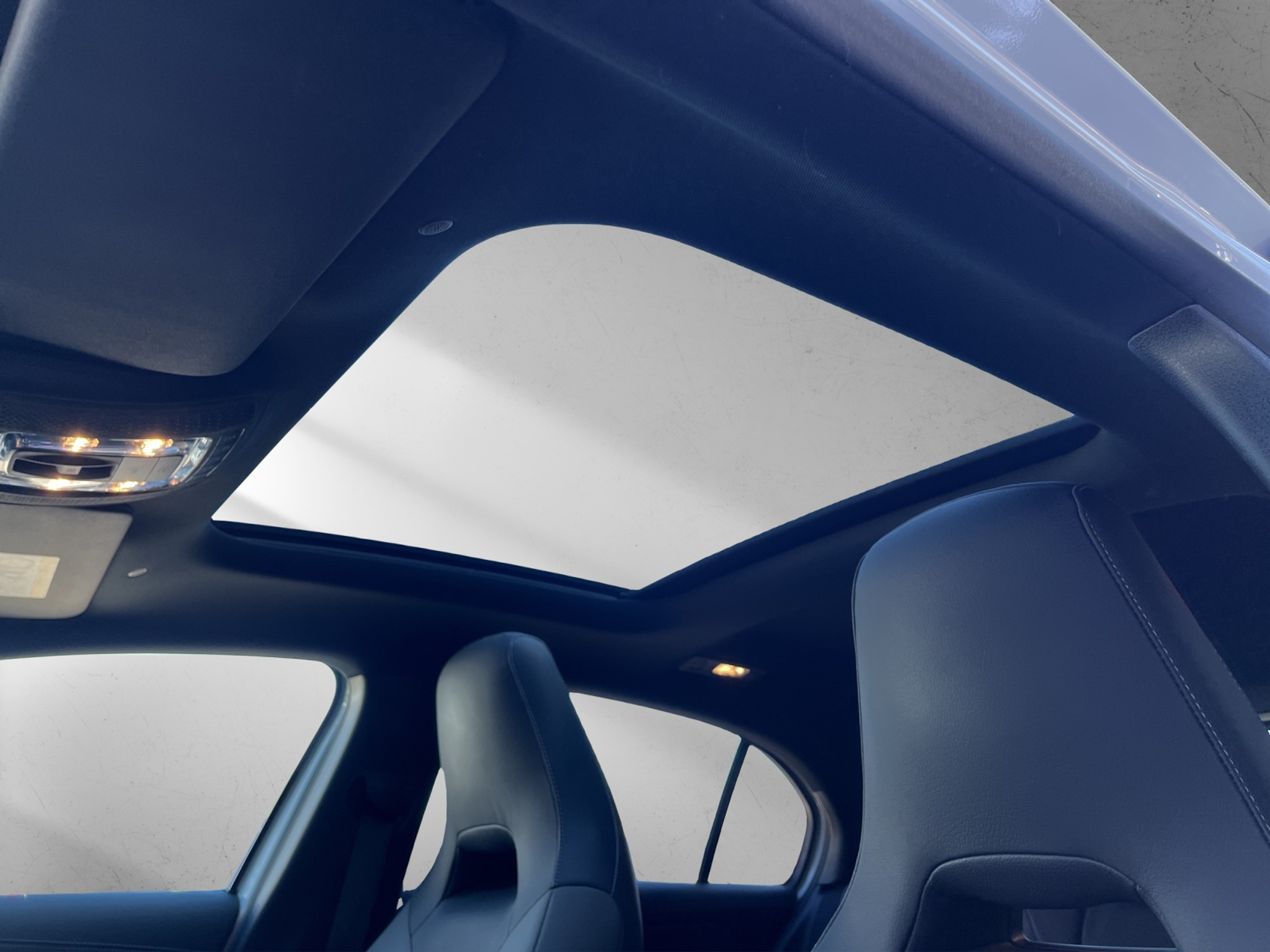 listing desktop thumbnail image 17