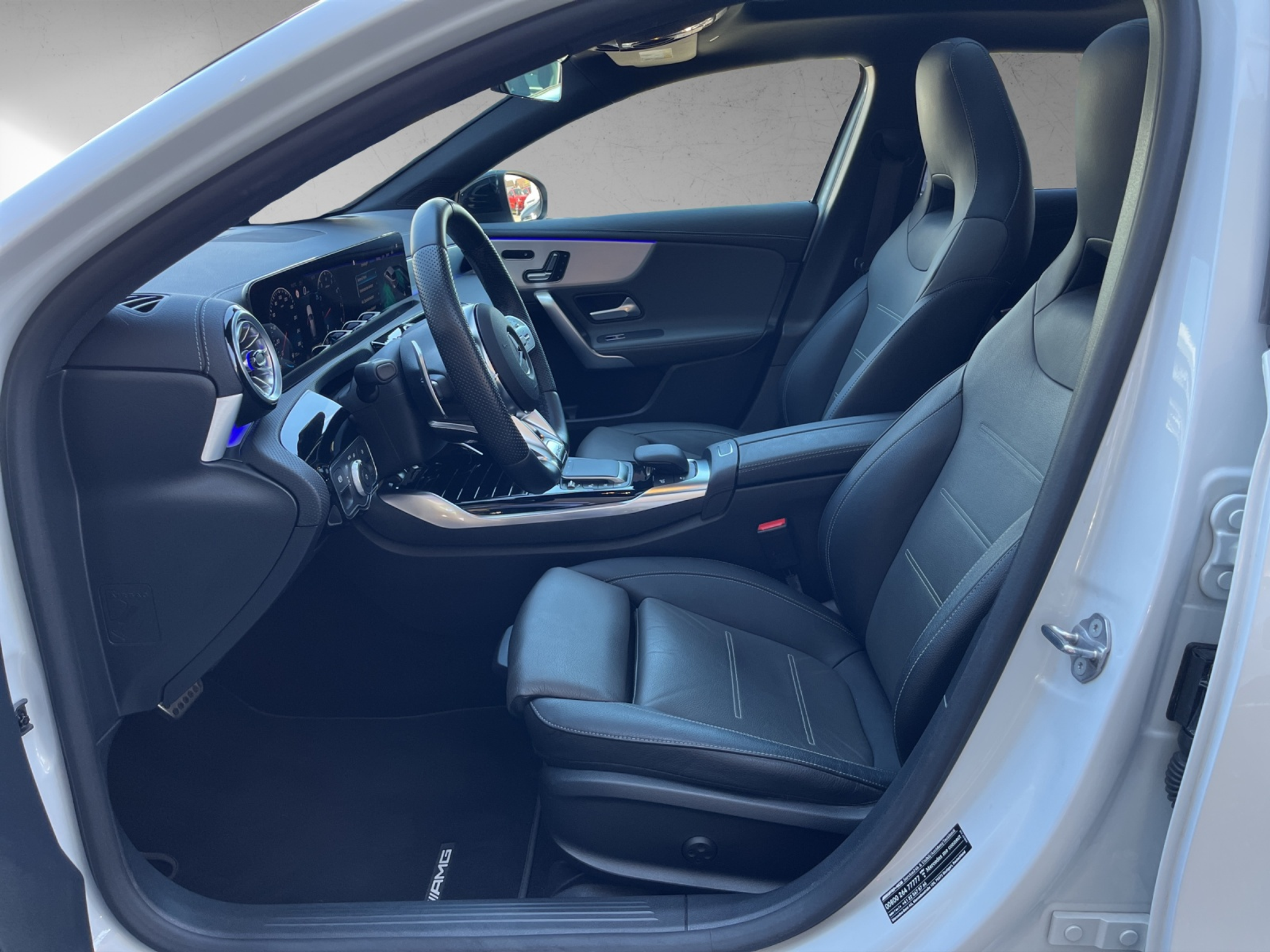 listing desktop thumbnail image 8