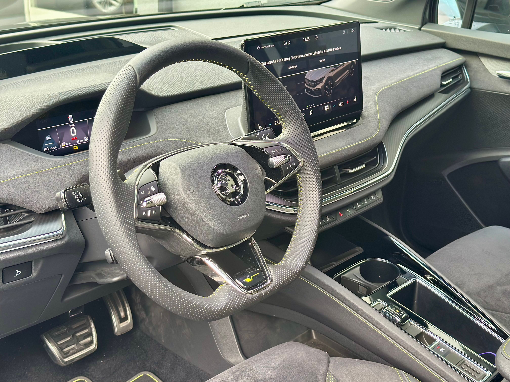 listing desktop thumbnail image 5