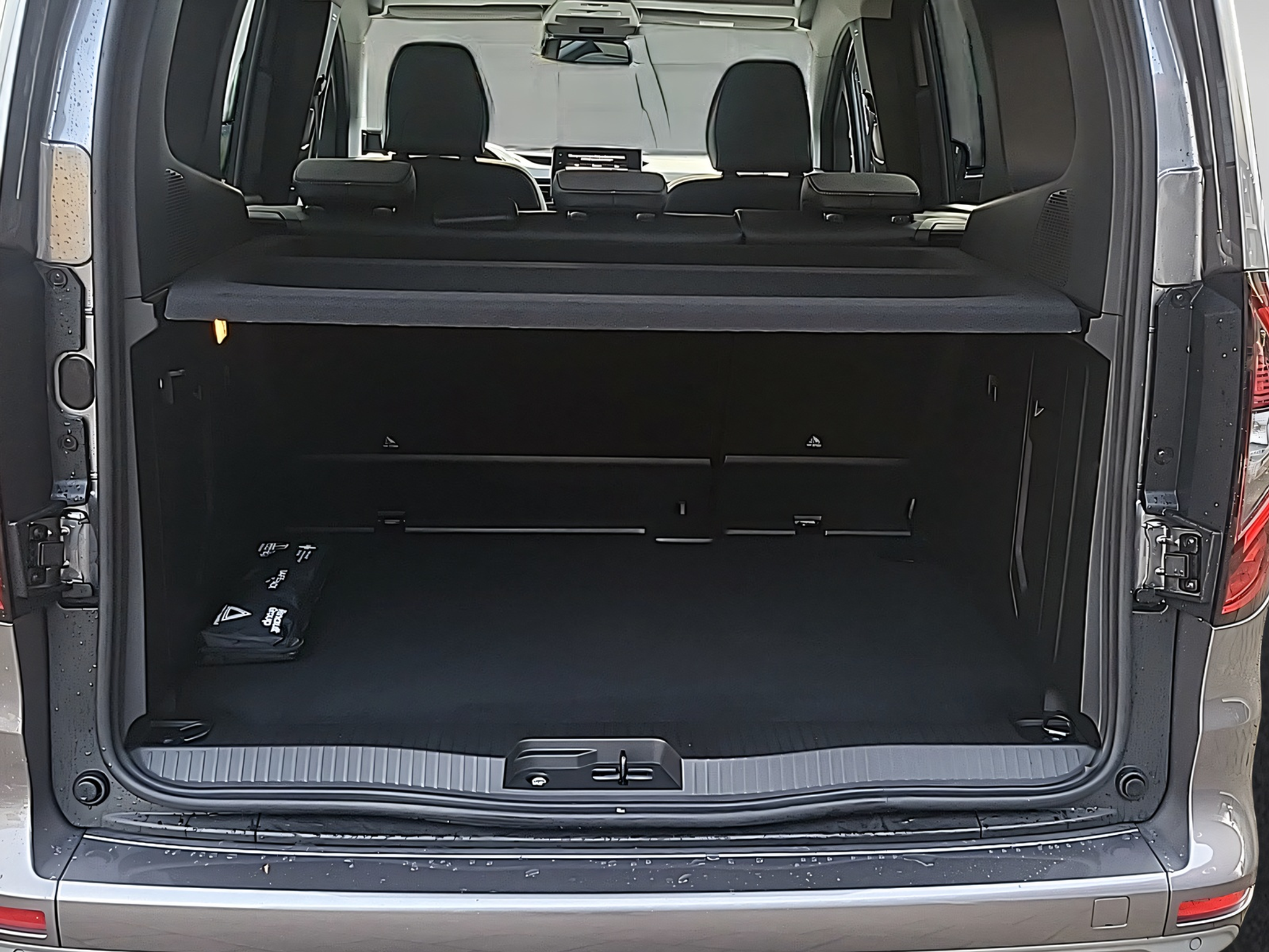 listing desktop thumbnail image 8