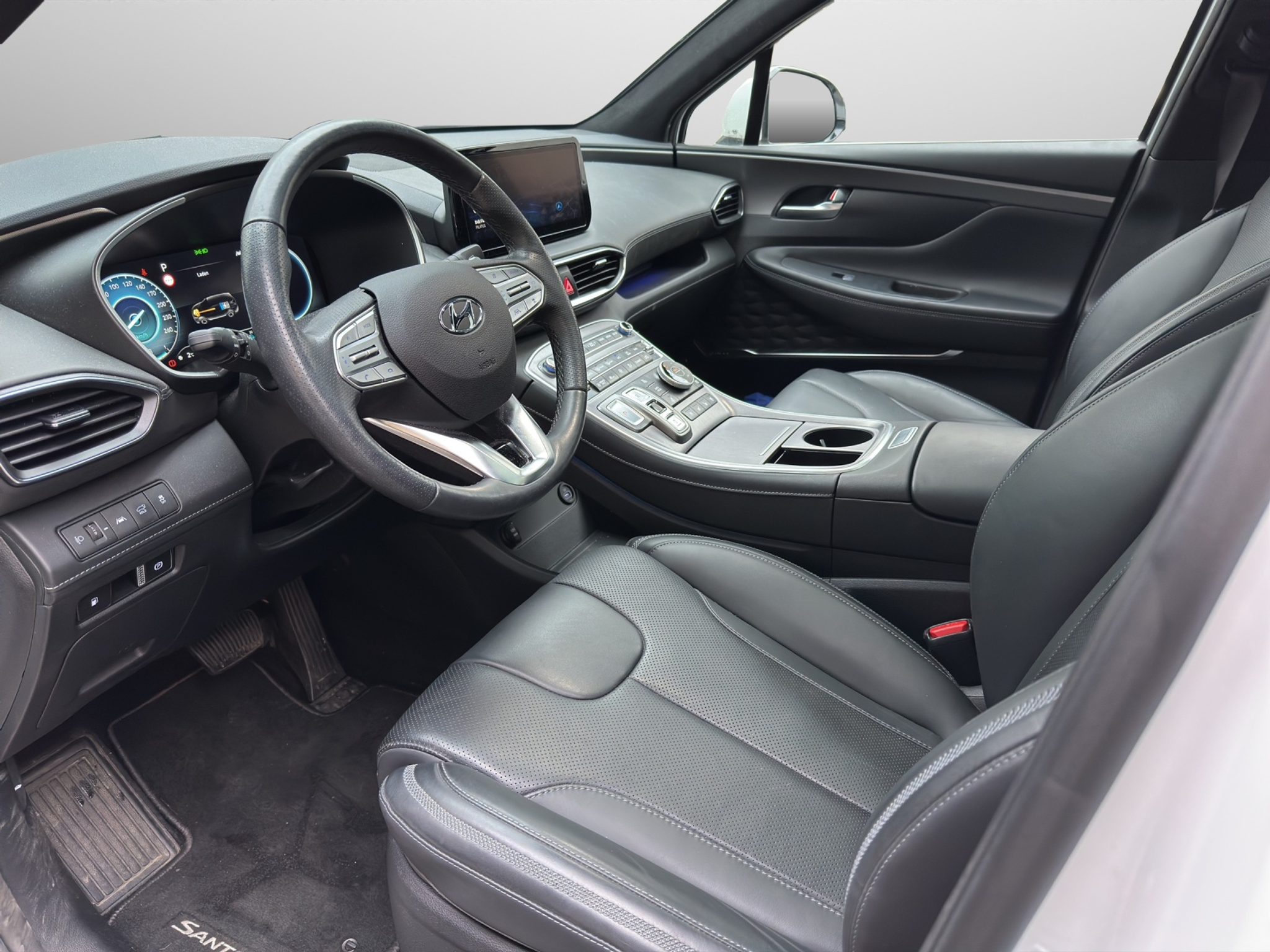 listing desktop thumbnail image 4