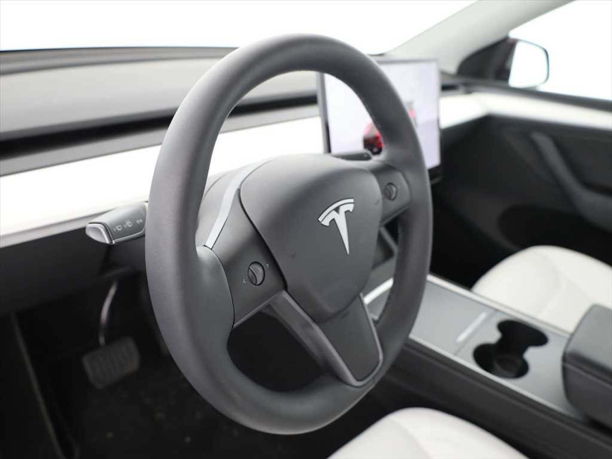 listing desktop thumbnail image 6