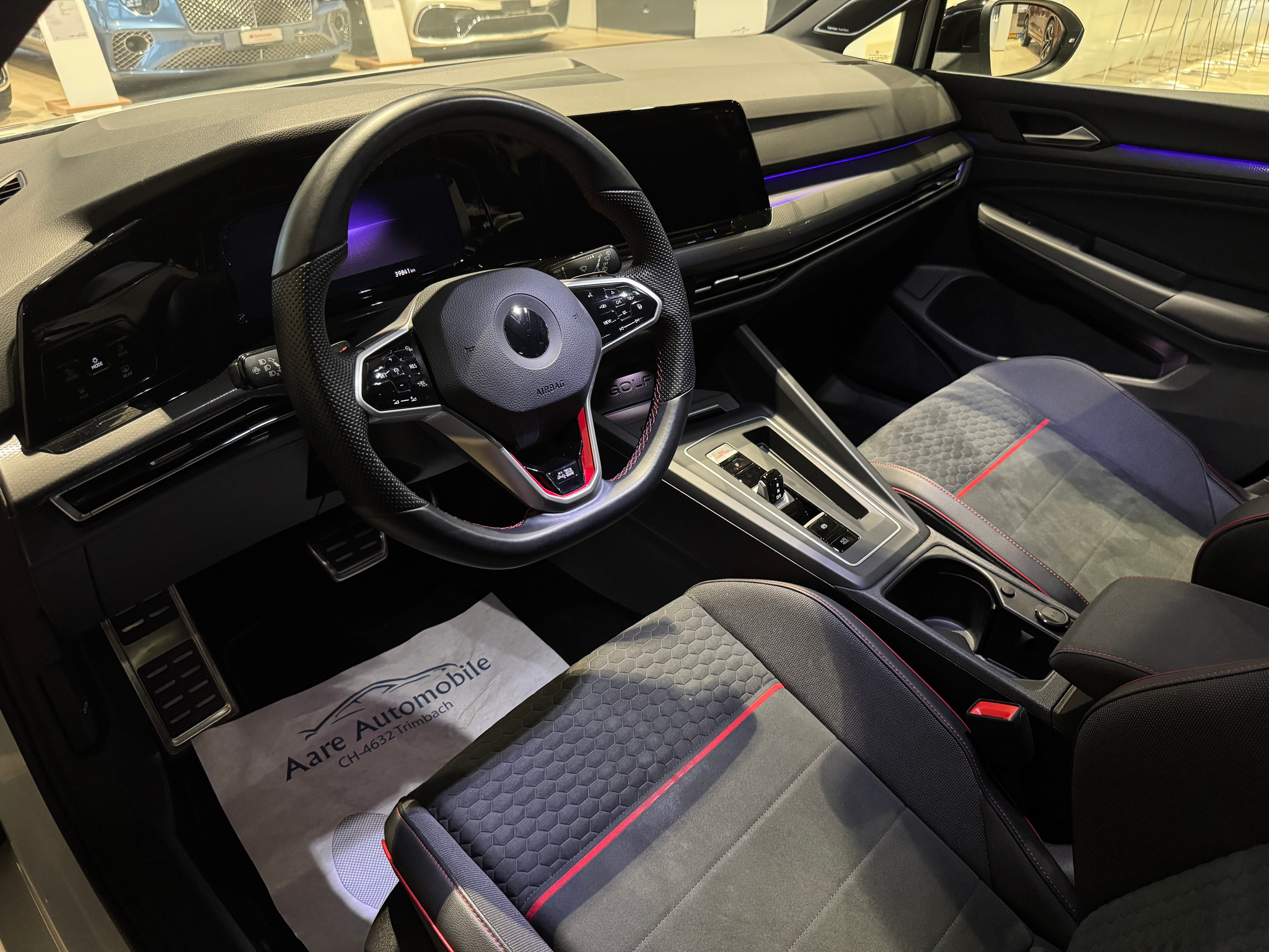 listing desktop thumbnail image 9