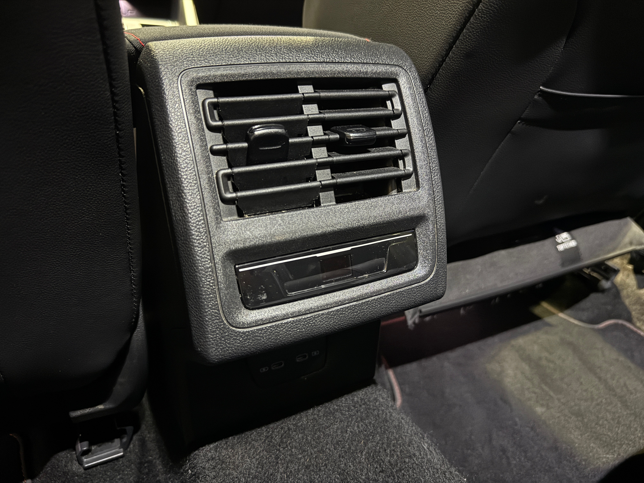 listing desktop thumbnail image 19