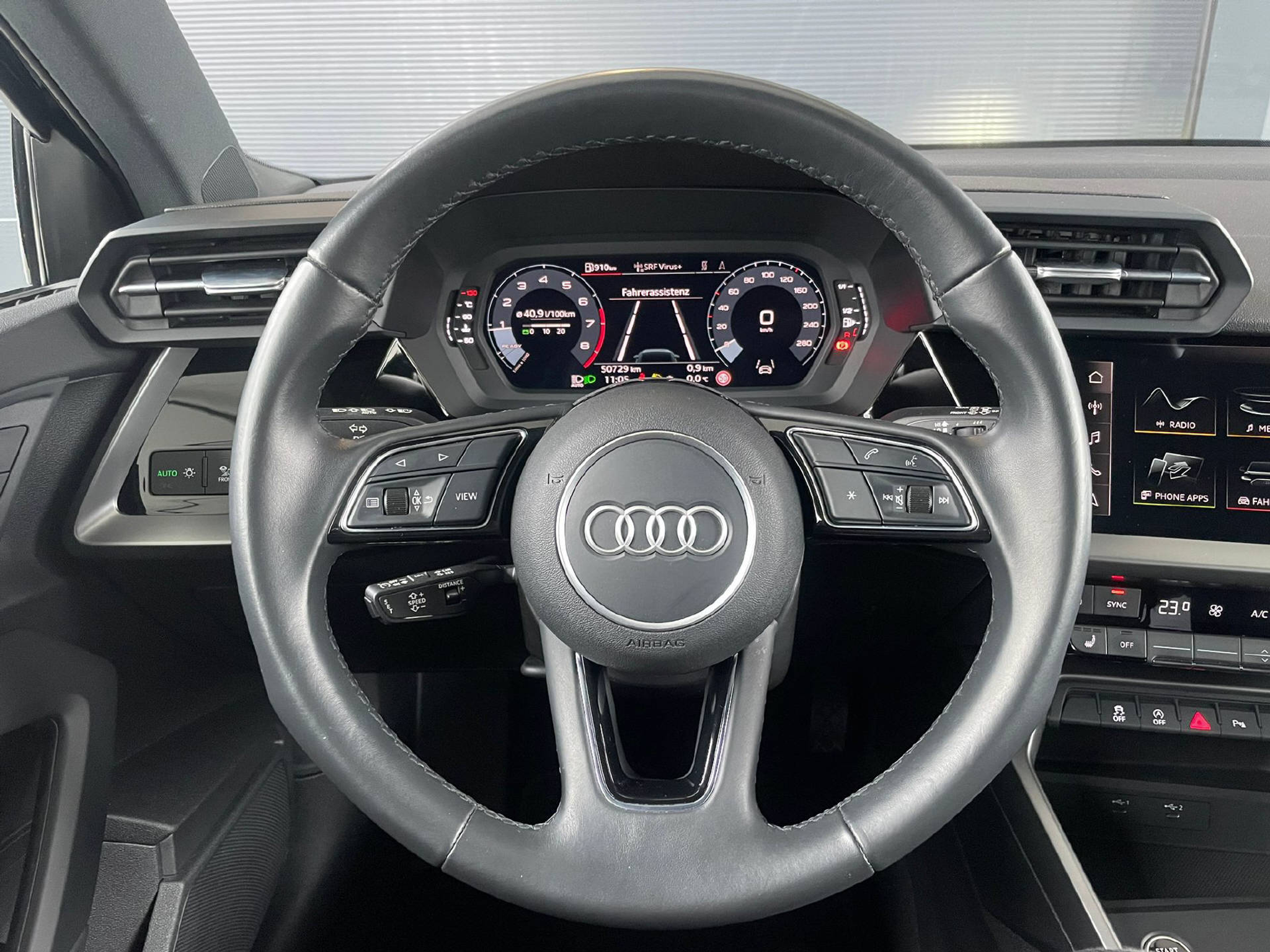 listing desktop thumbnail image 8