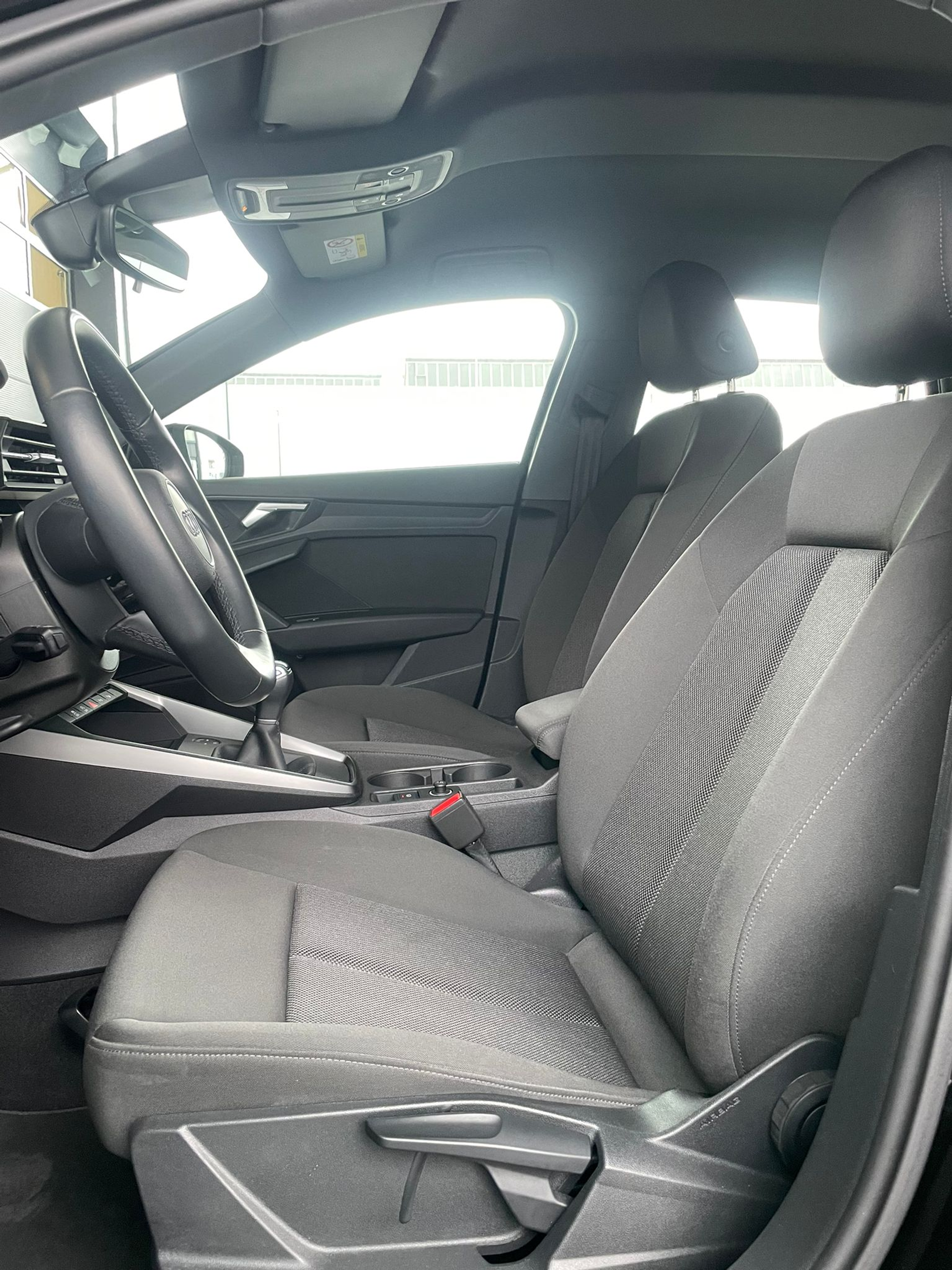 listing desktop thumbnail image 5