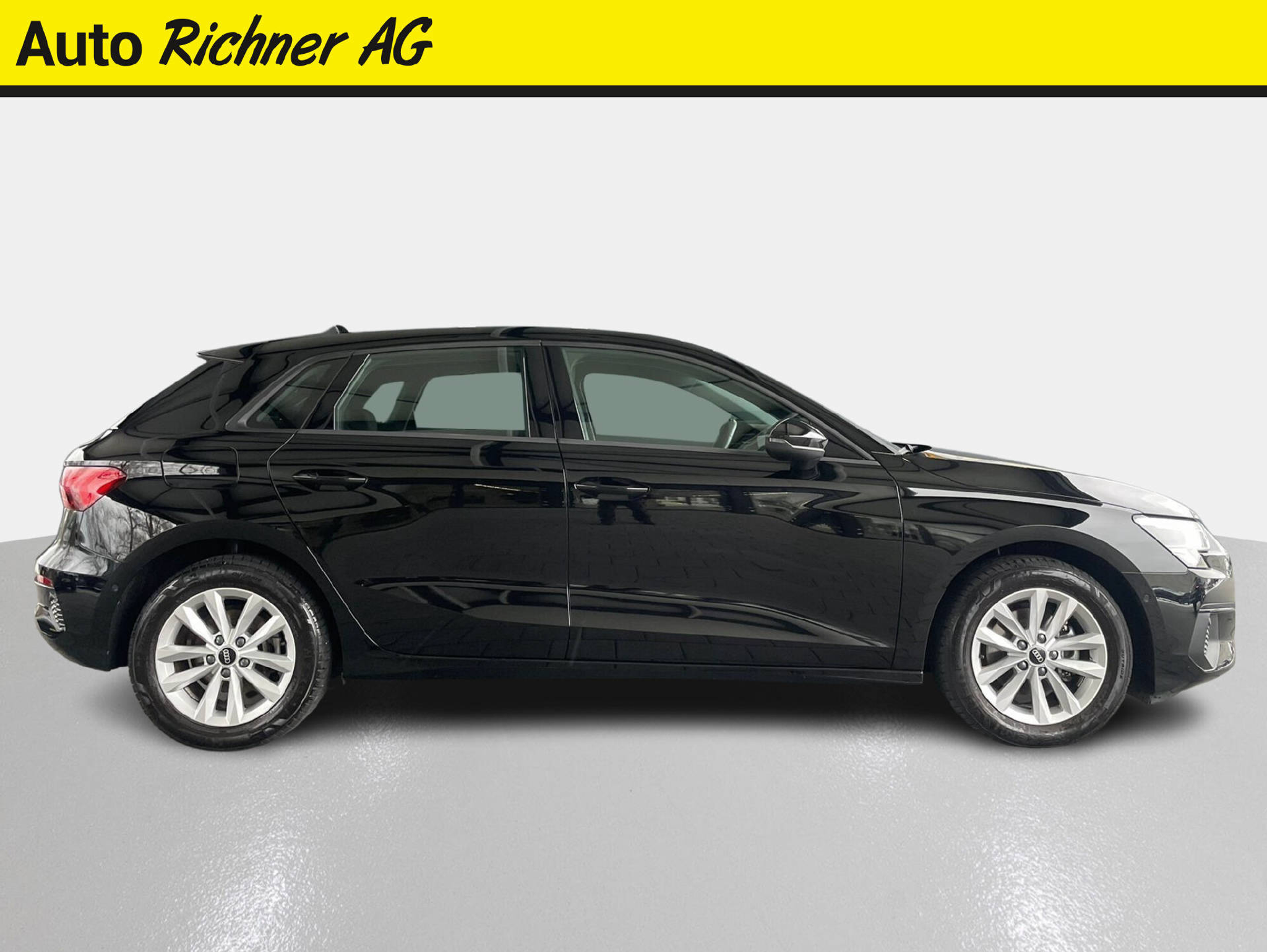 listing desktop thumbnail image 2