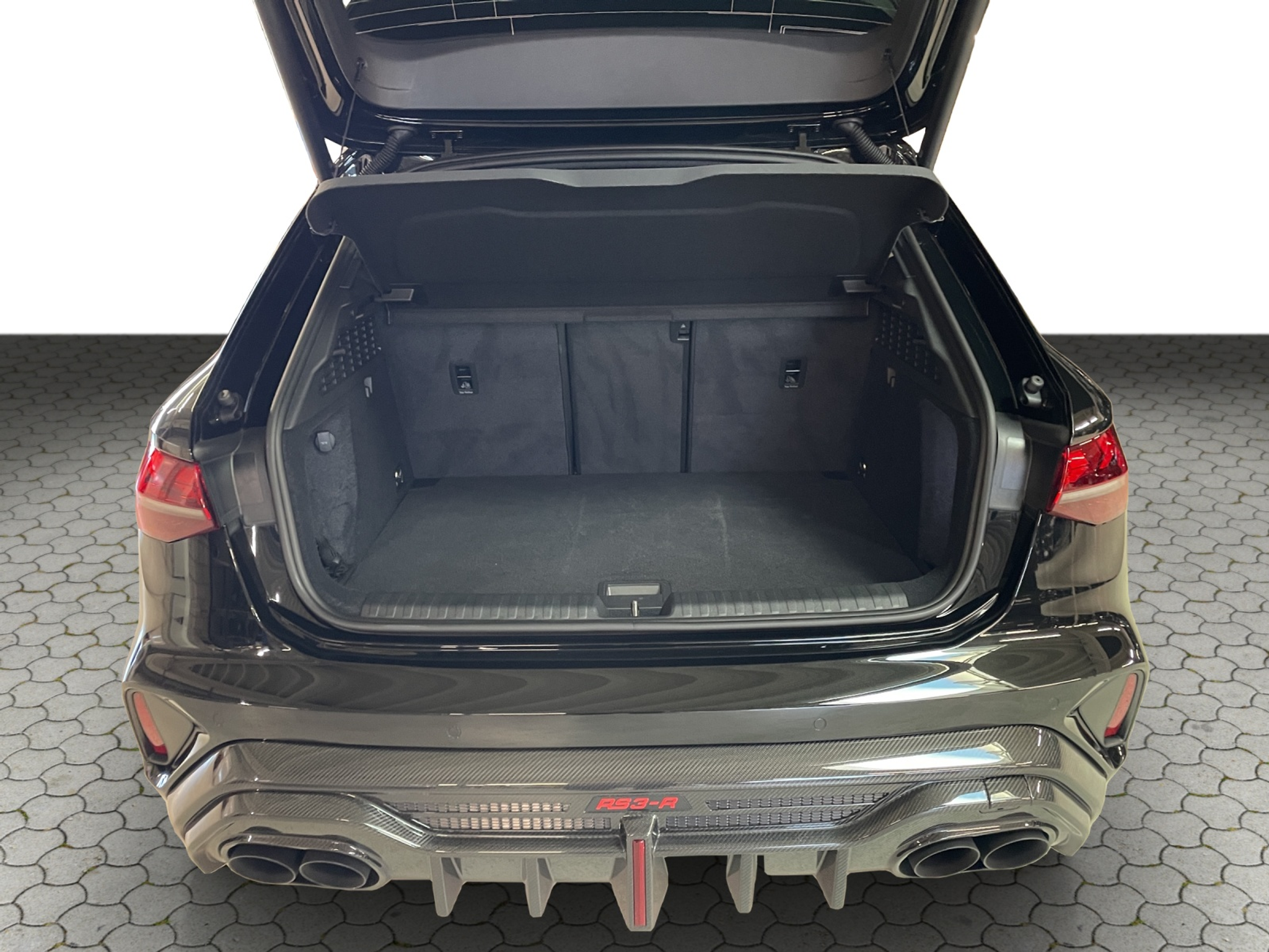 listing desktop thumbnail image 12