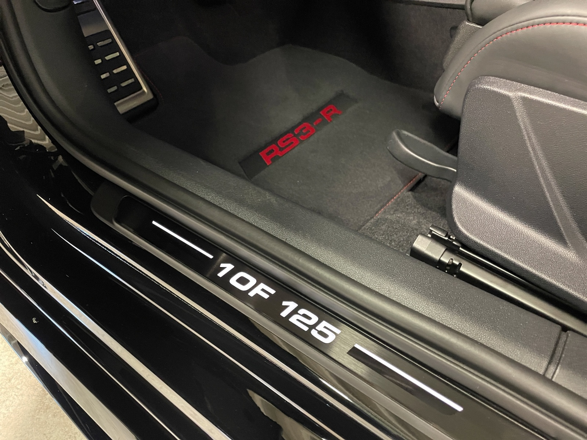 listing desktop thumbnail image 13