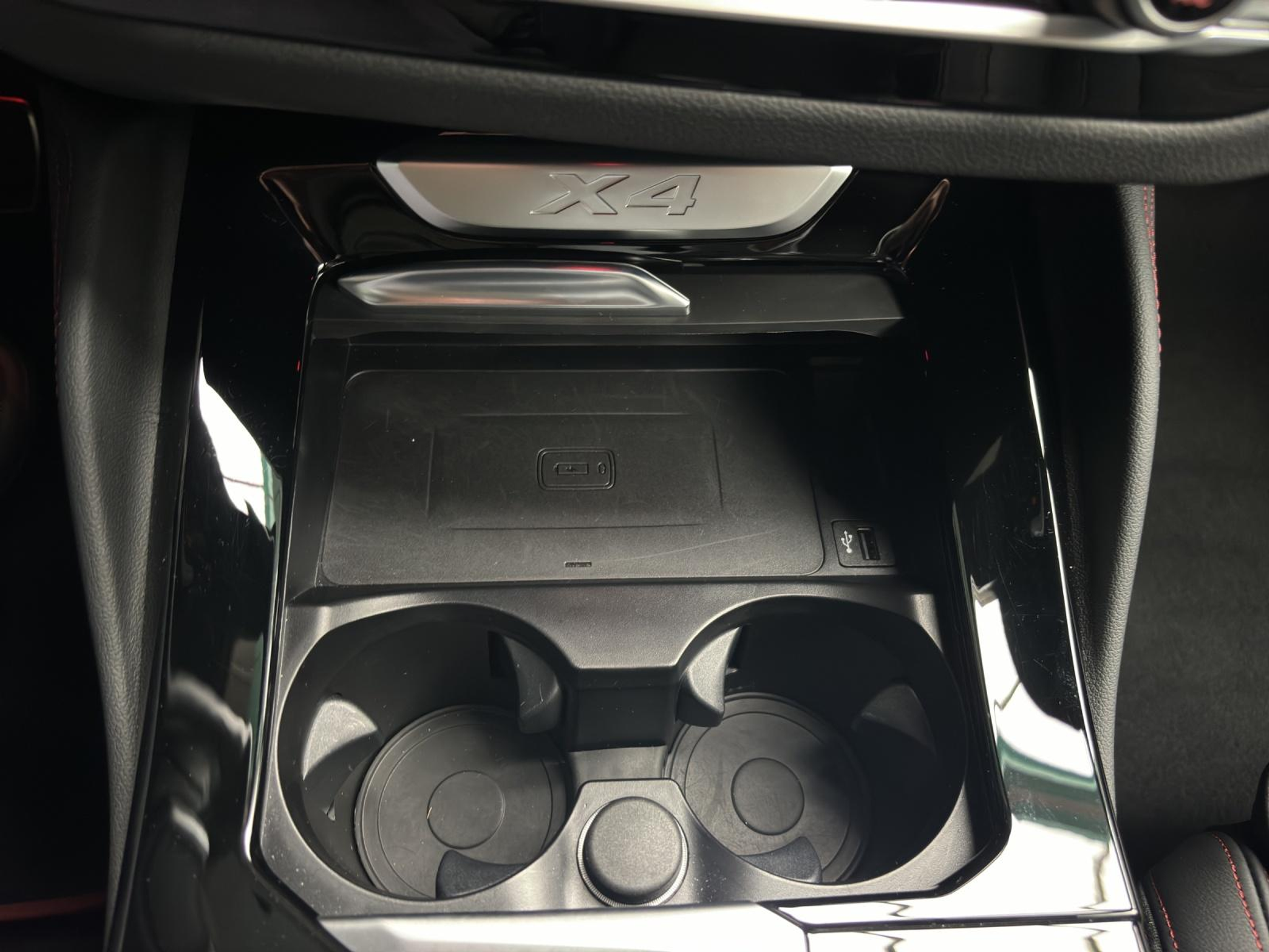 listing desktop thumbnail image 15