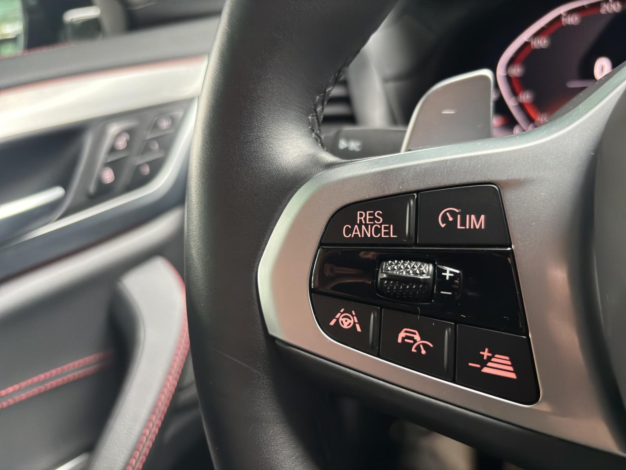 listing desktop thumbnail image 17