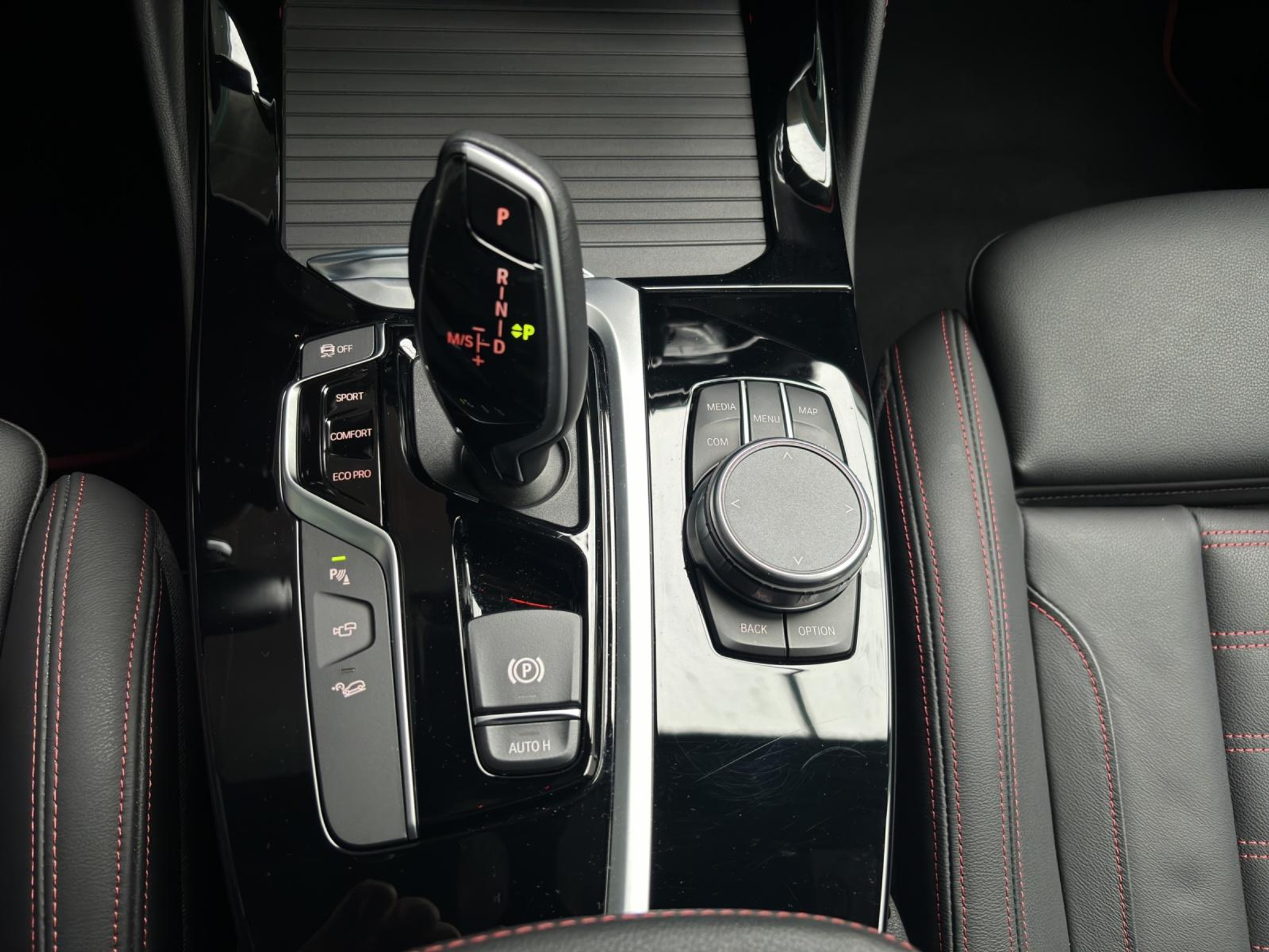 listing desktop thumbnail image 7