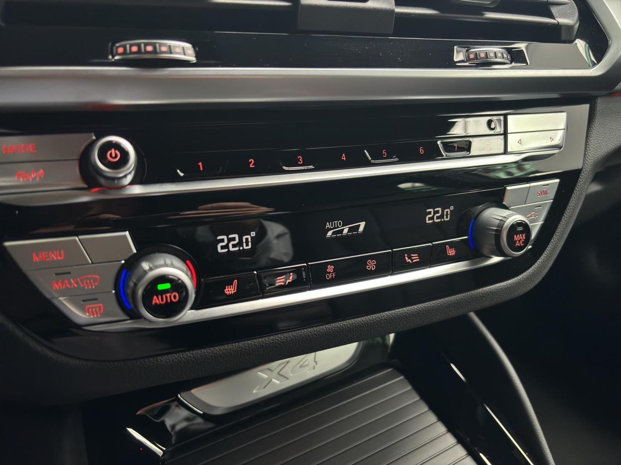 listing desktop thumbnail image 14