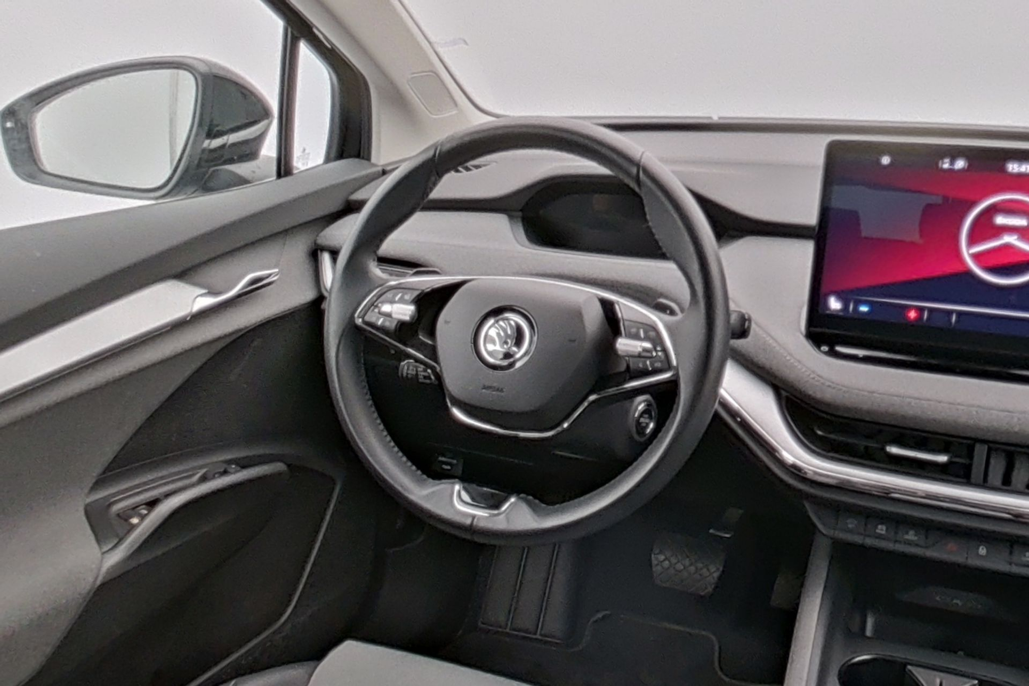 listing desktop thumbnail image 8