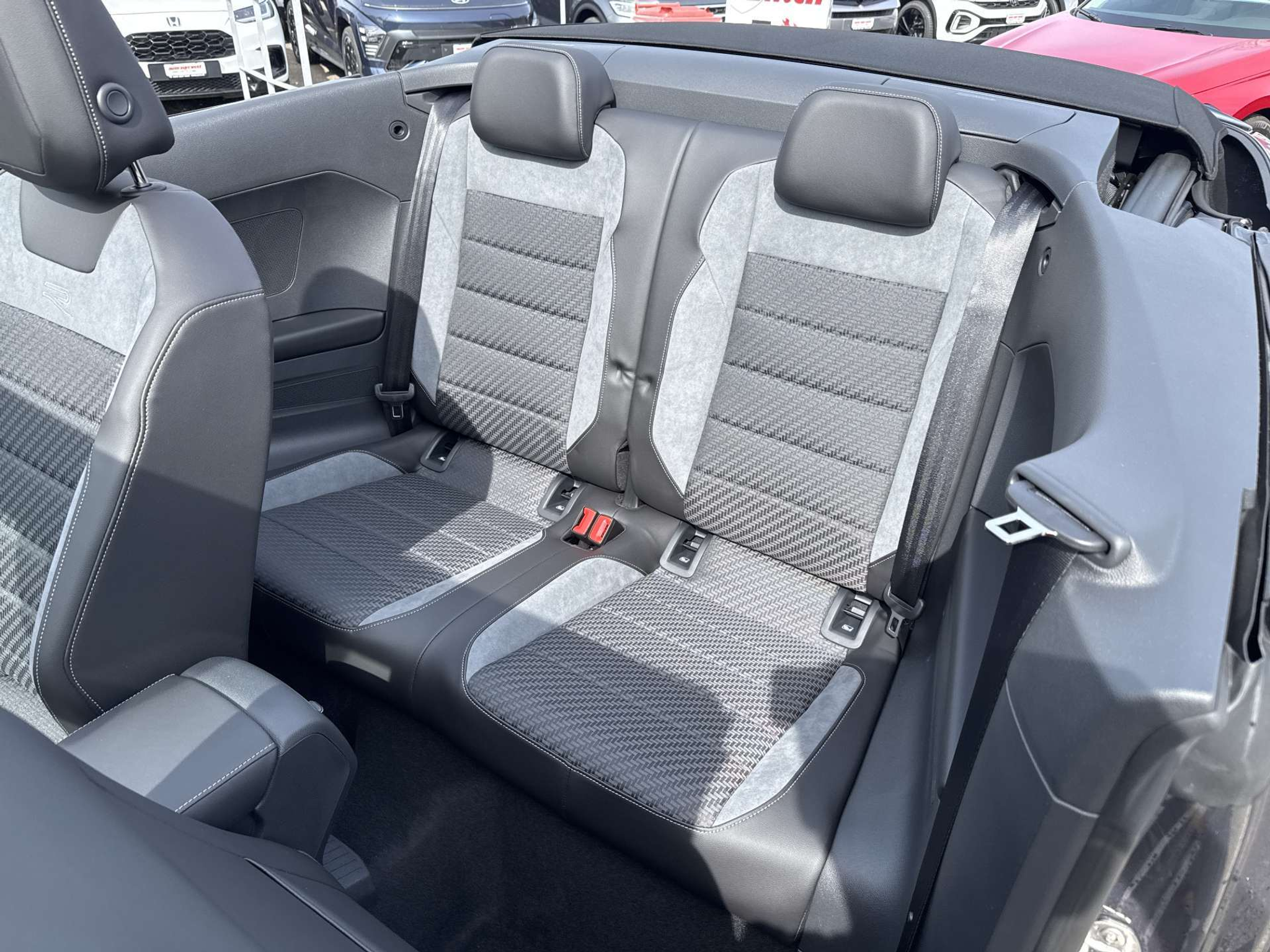 listing desktop thumbnail image 6