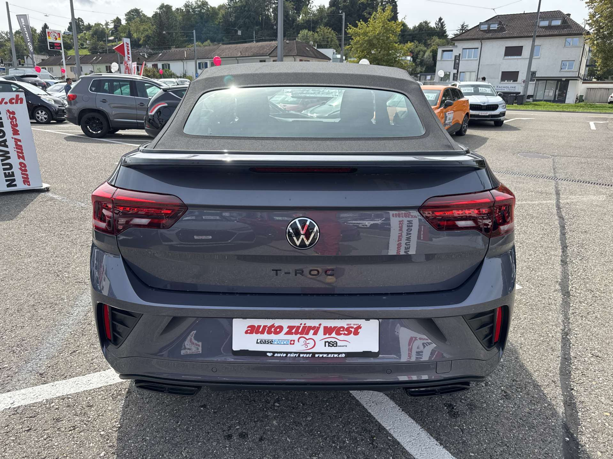 listing desktop thumbnail image 14