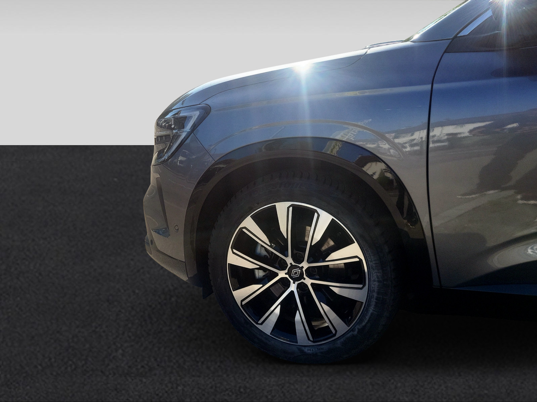 listing desktop thumbnail image 7