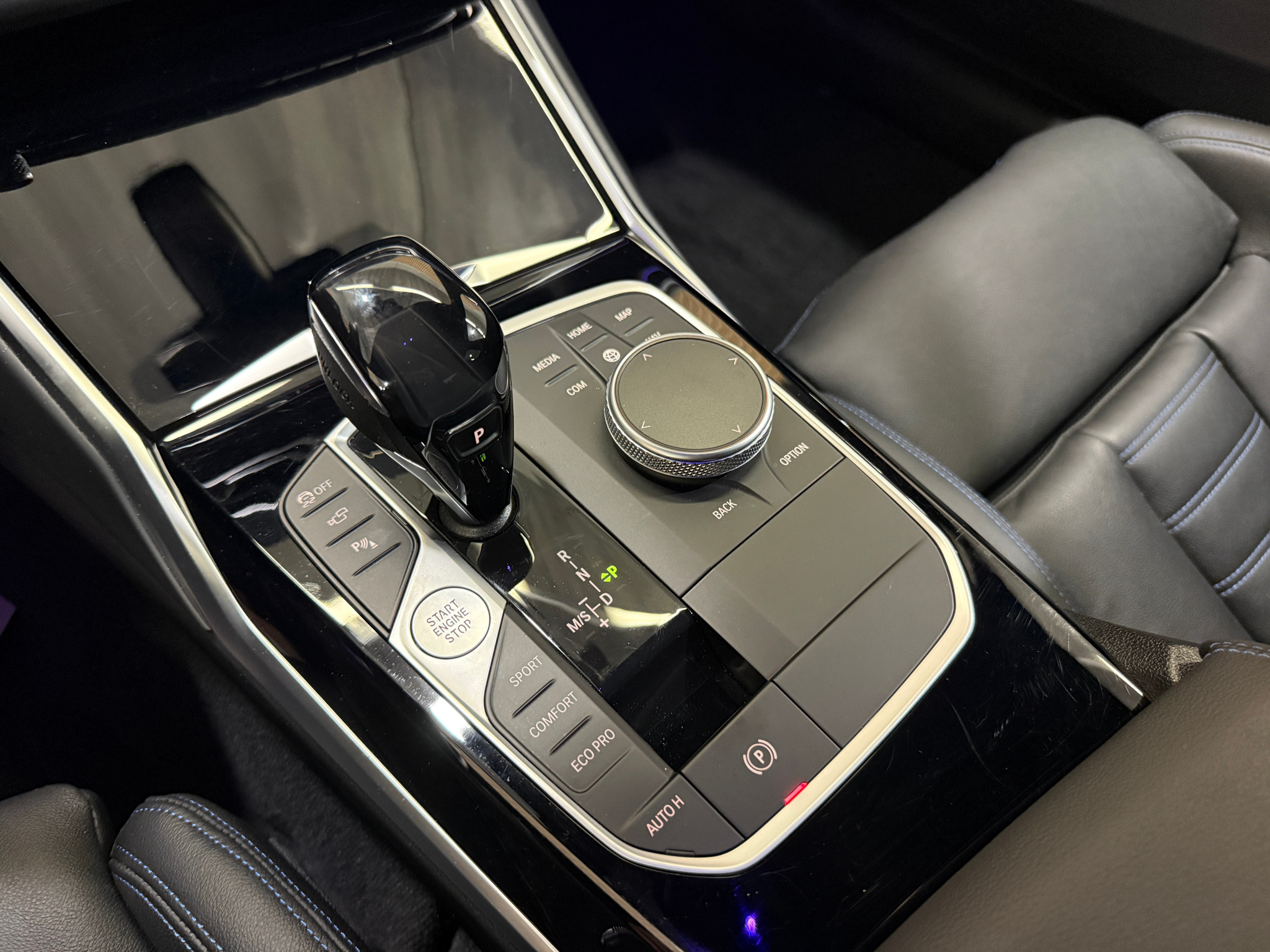 listing desktop thumbnail image 11