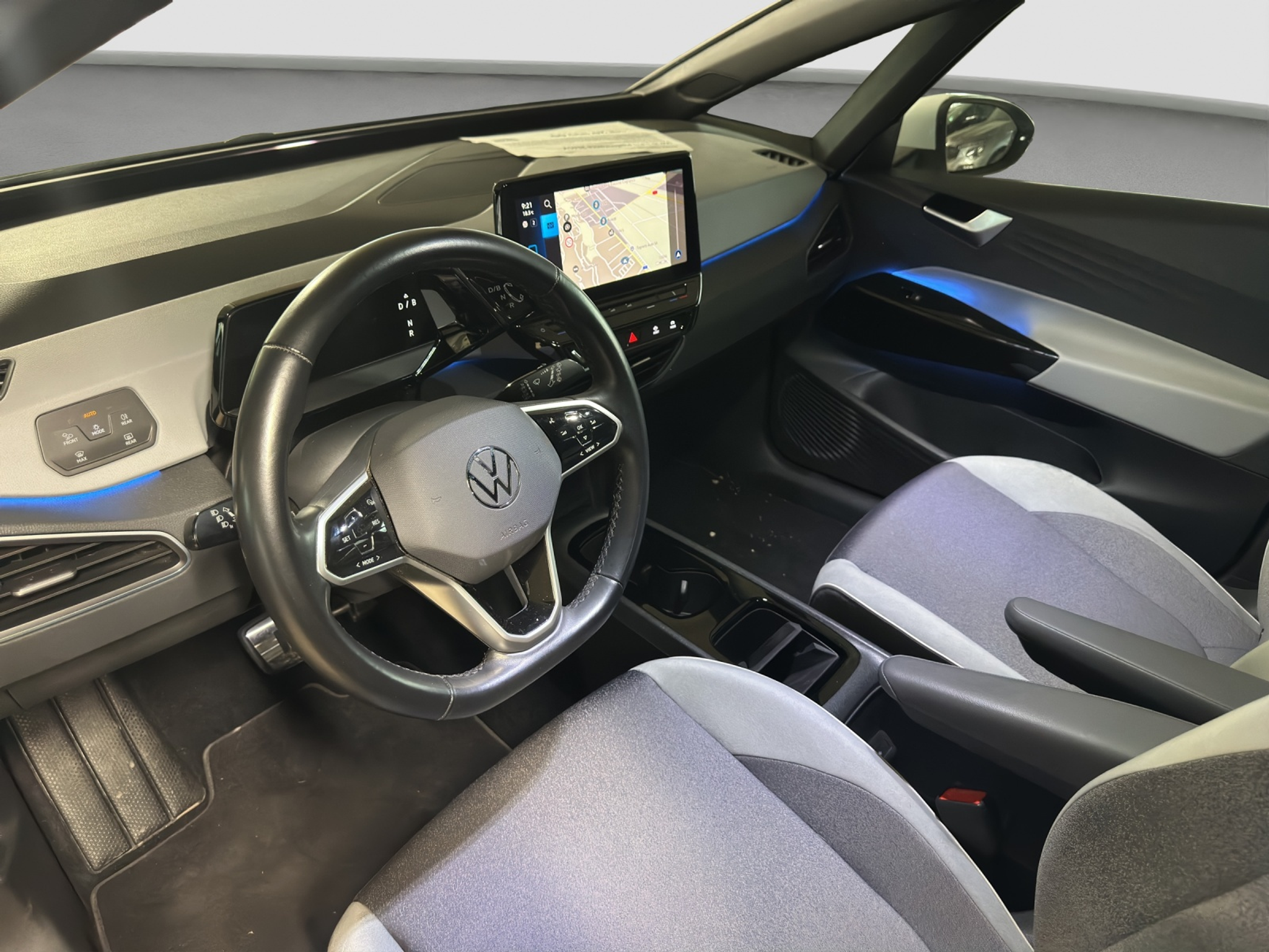 listing desktop thumbnail image 7