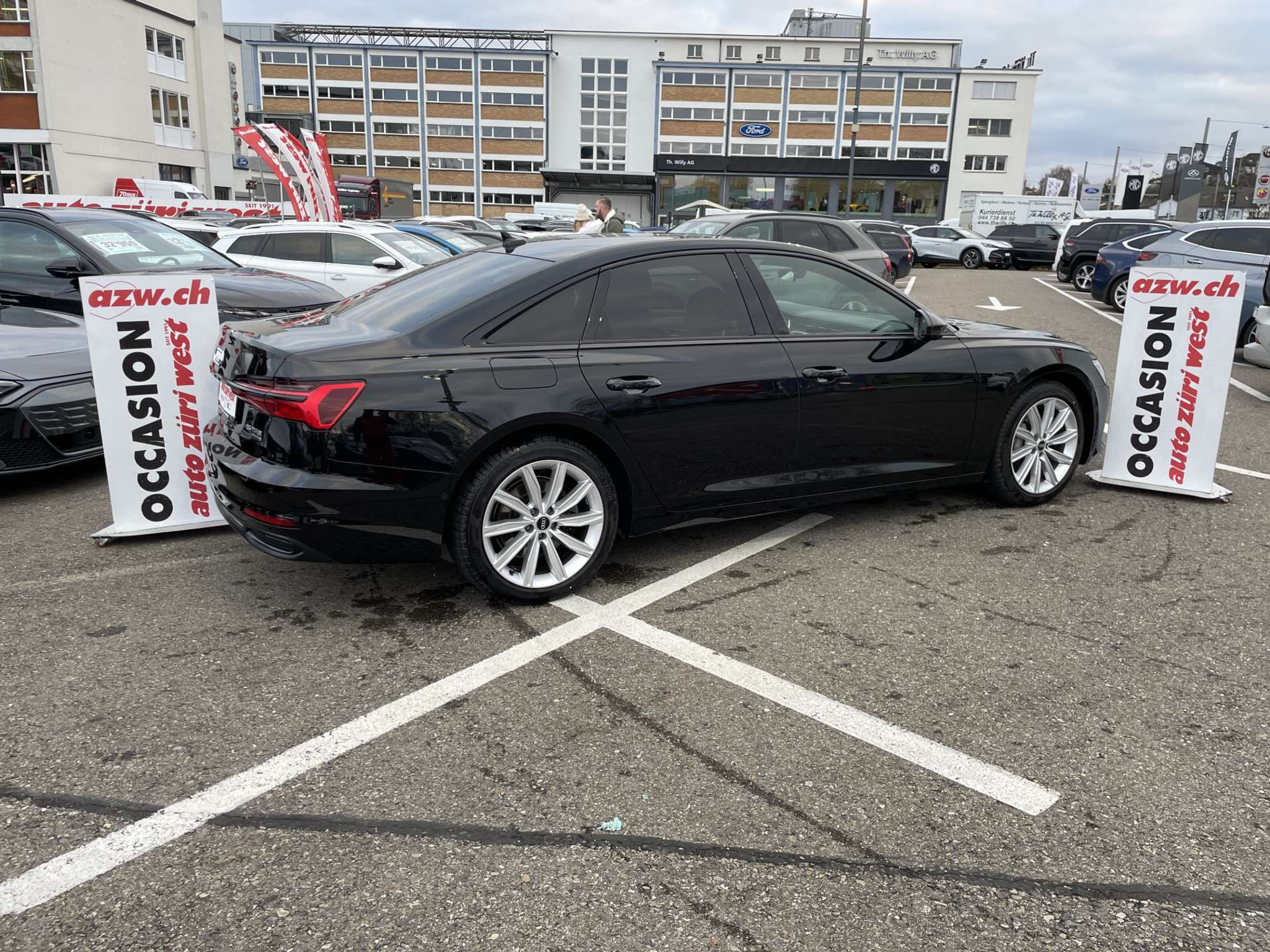 listing desktop thumbnail image 11