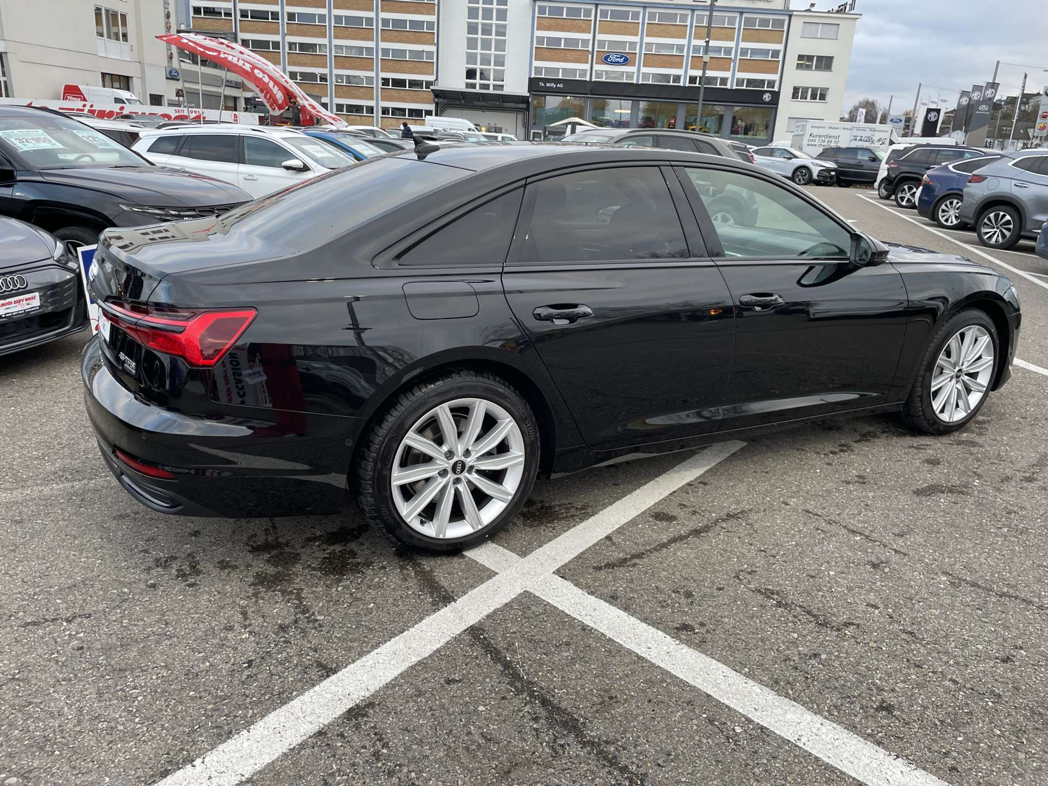 listing desktop thumbnail image 7