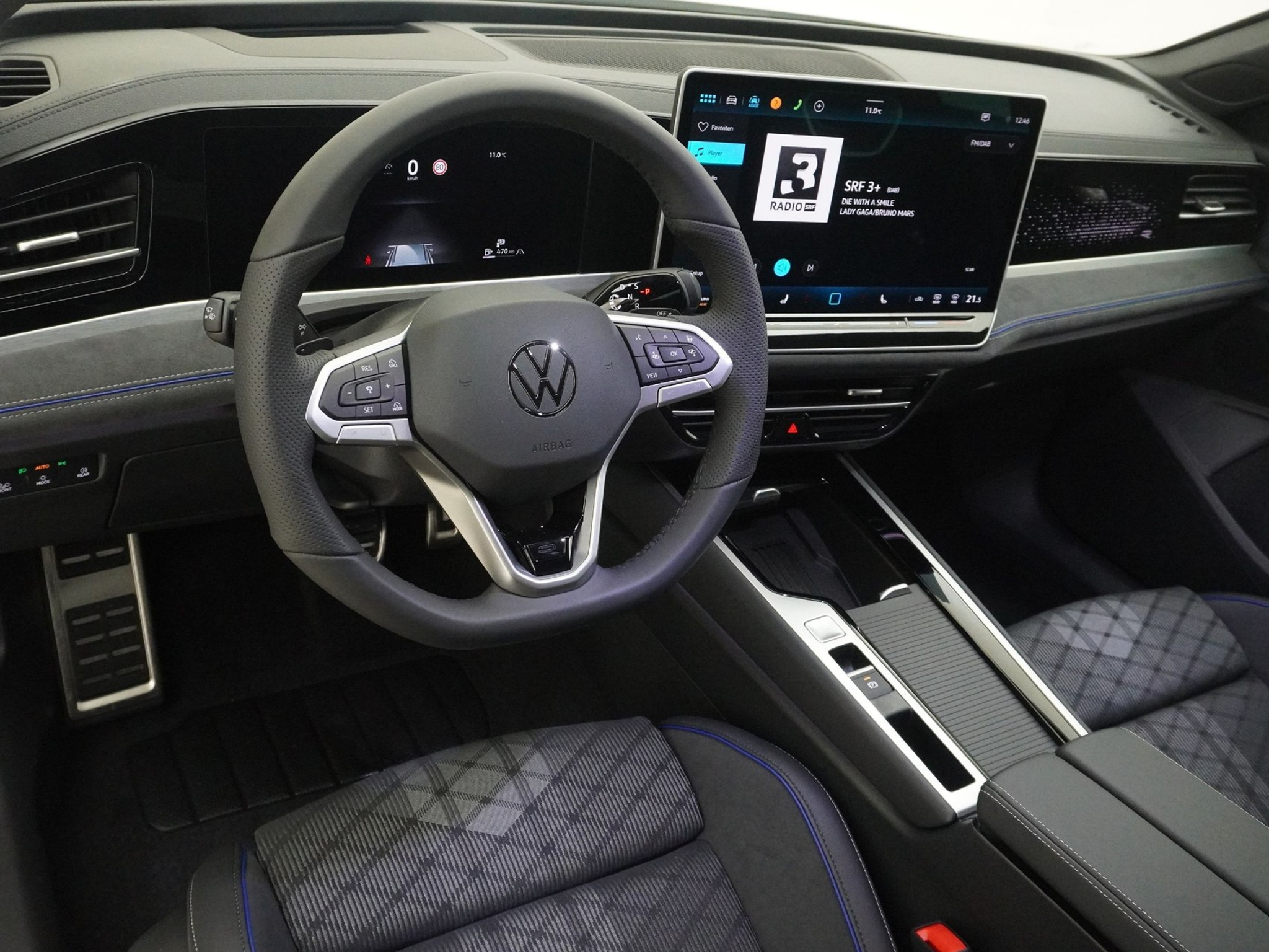 listing desktop thumbnail image 11