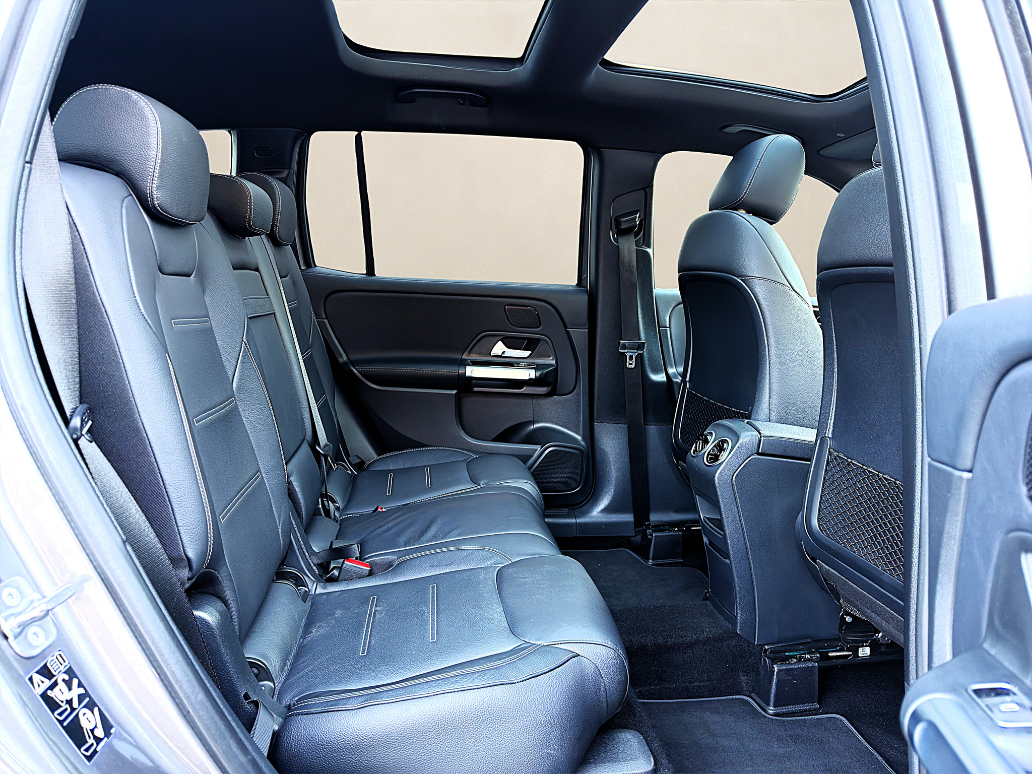 listing desktop thumbnail image 14