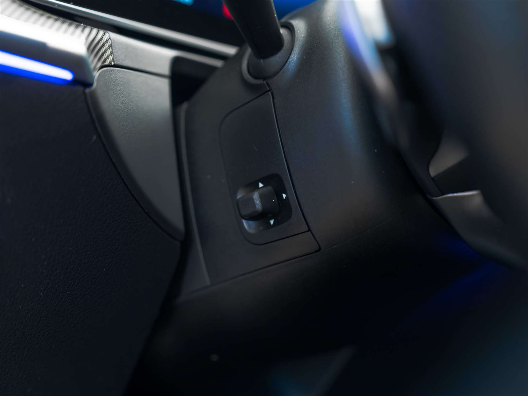 listing desktop thumbnail image 25