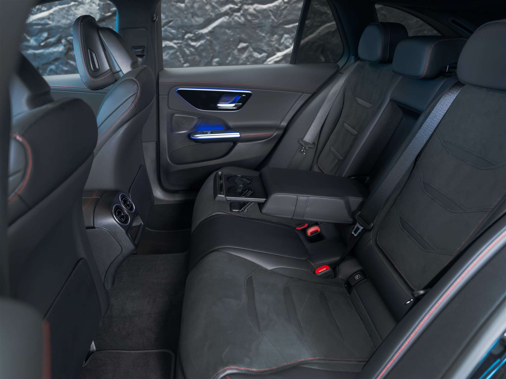 listing desktop thumbnail image 12