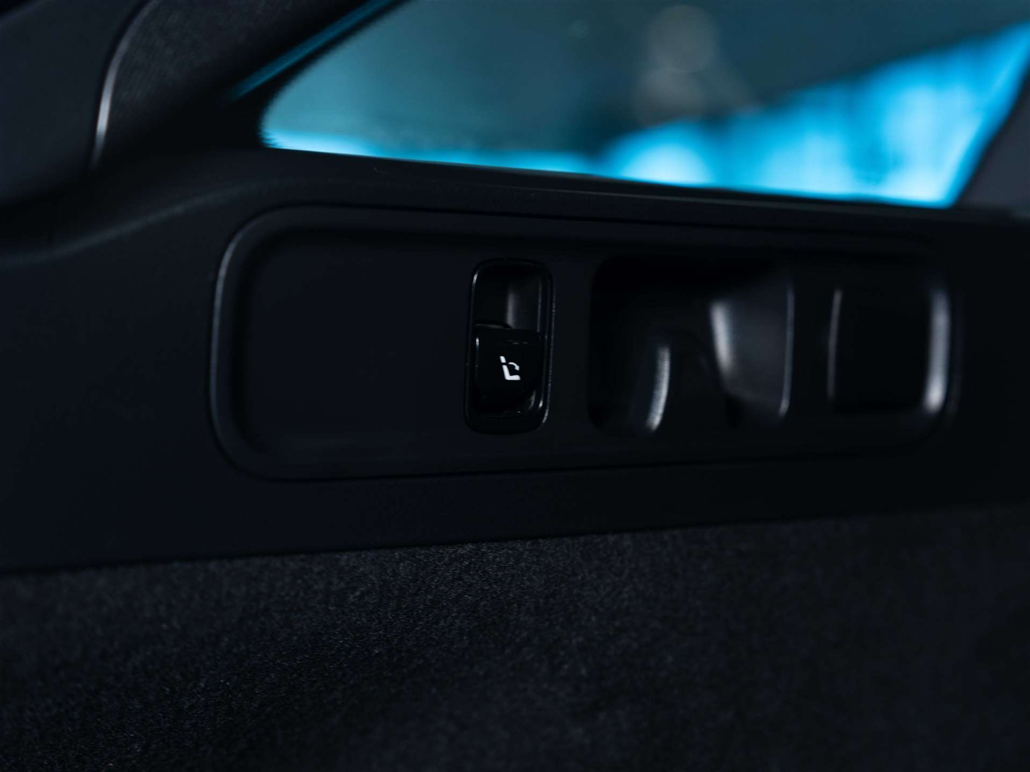 listing desktop thumbnail image 51