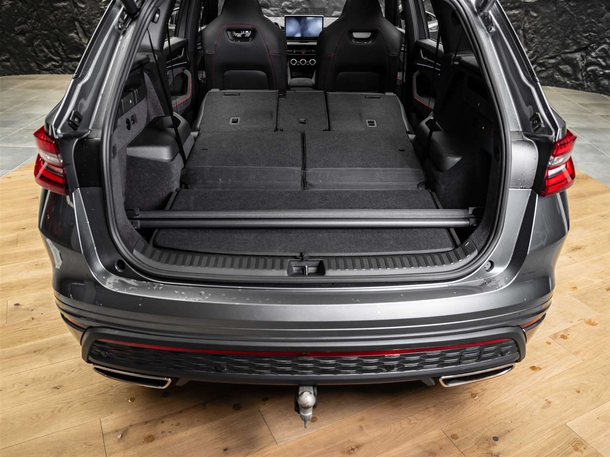 listing desktop thumbnail image 56