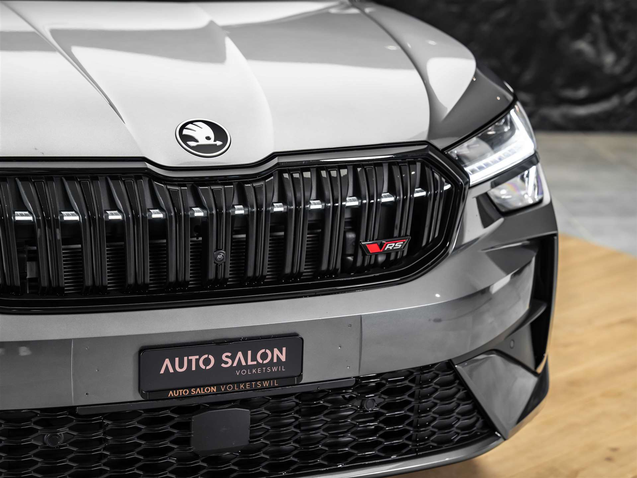 listing desktop thumbnail image 24