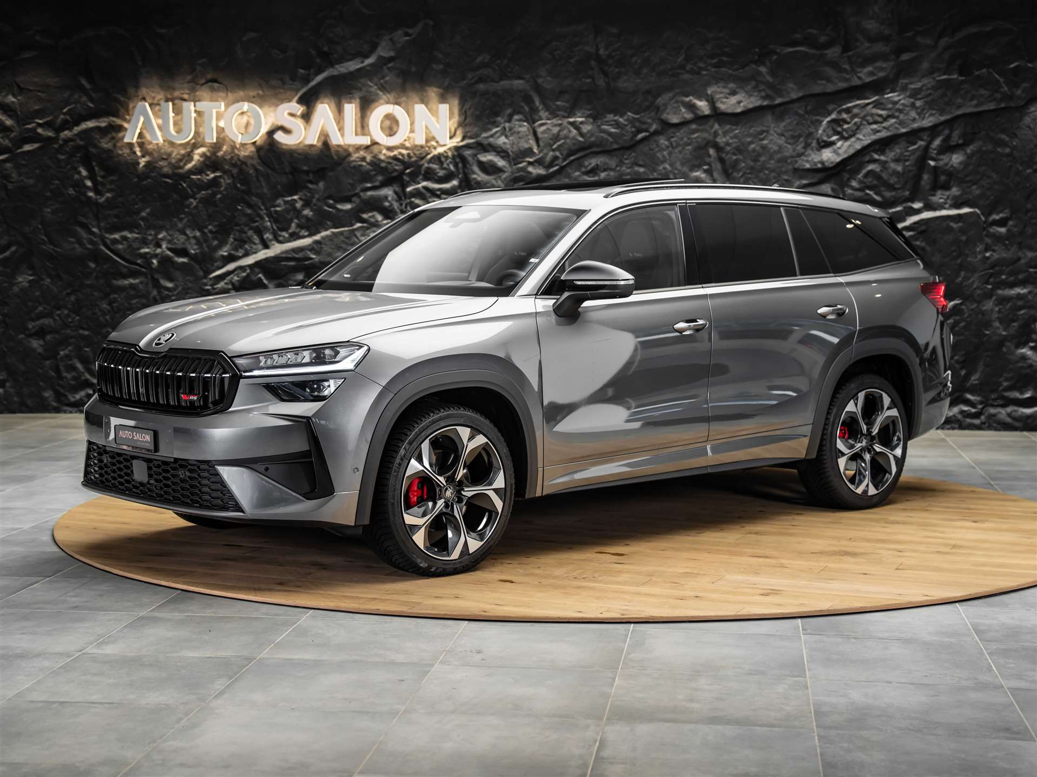 listing desktop thumbnail image 0