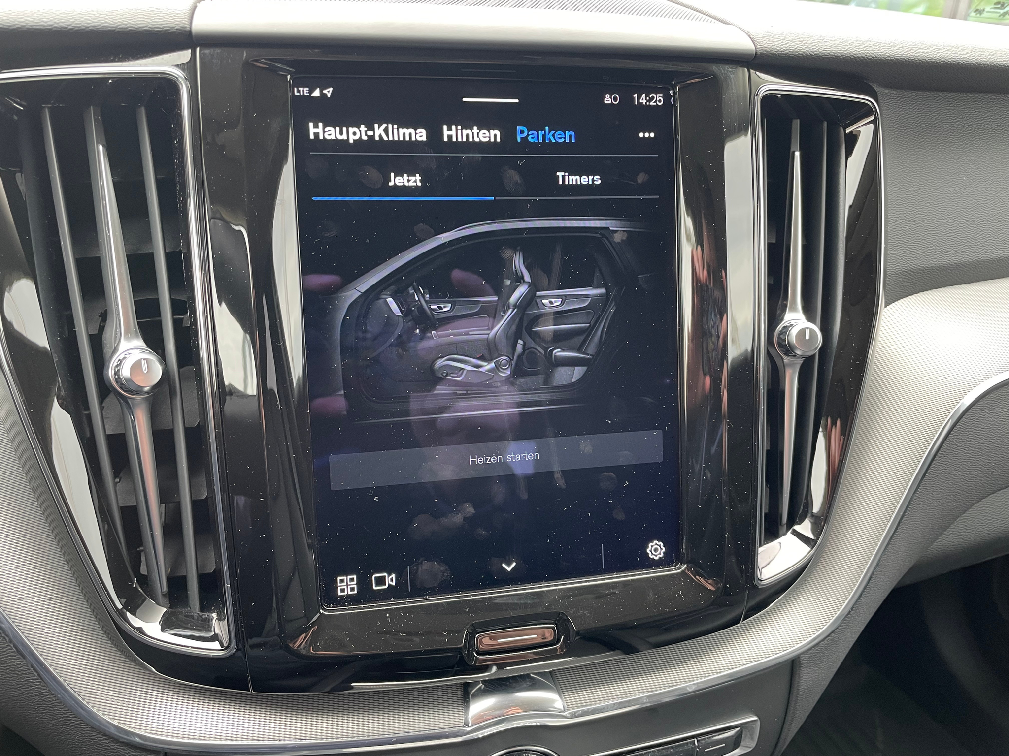 listing desktop thumbnail image 12