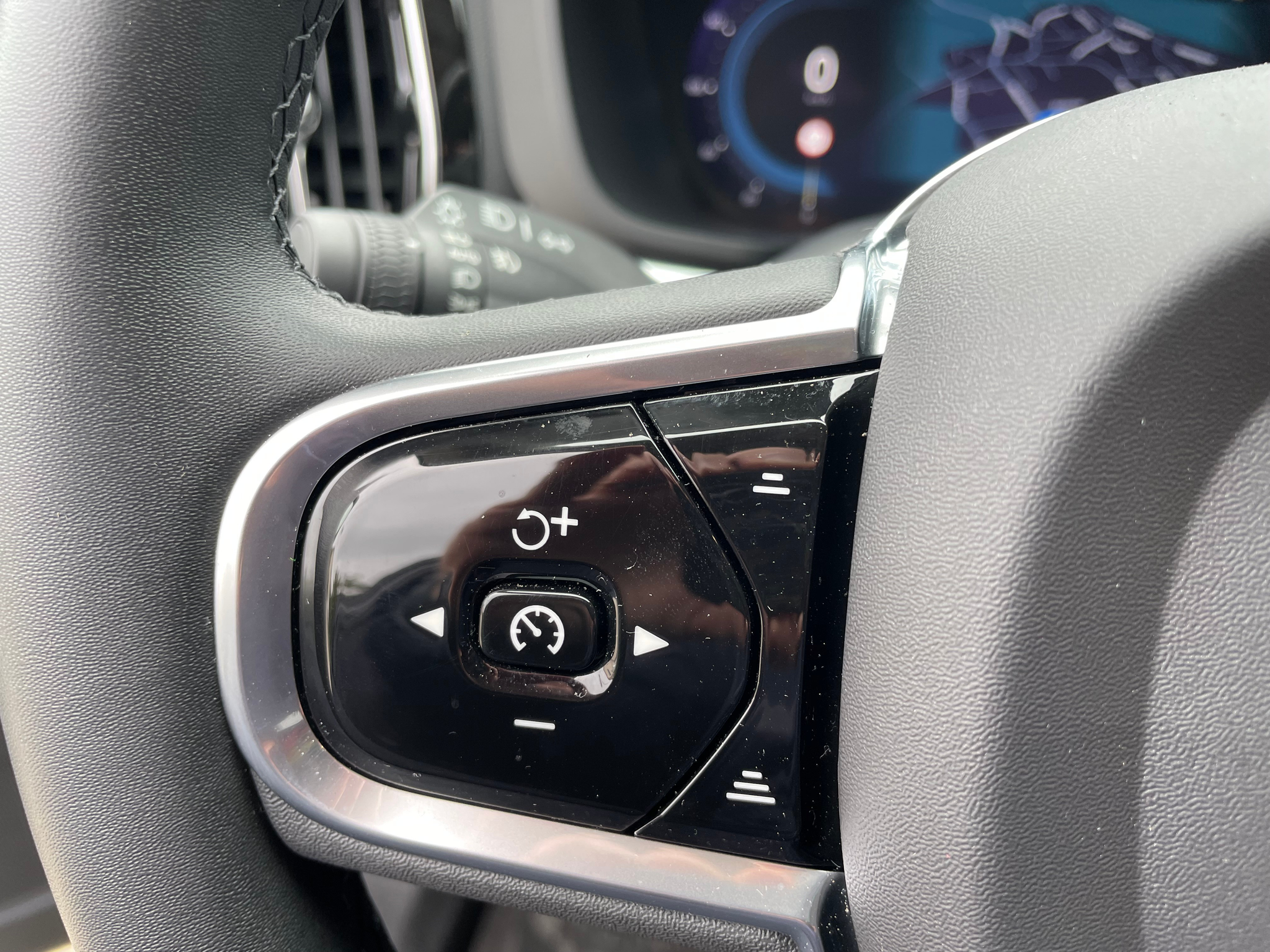 listing desktop thumbnail image 15